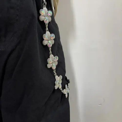 Jewelry Silver Floral Chain Wallet with Iridescent Stones Size ONE SIZE - 7 Thumbnail
