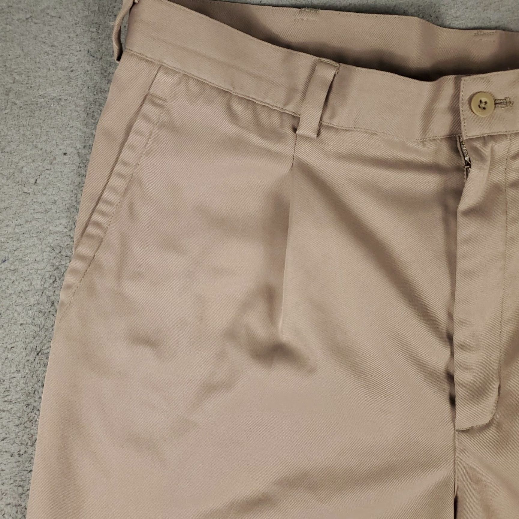Nike Nike Shorts Mens 38 Beige Dri-Fit Pleated Chino Golf Casual Athletic Slim? Size US 38 / EU 54 - 2 Thumbnail