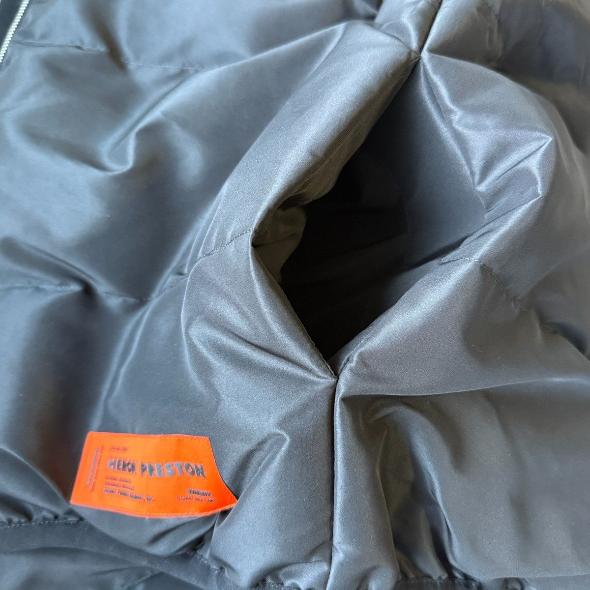 Heron Preston Heron Preston Logo Nylon Padded Vest Size US S / EU 44-46 / 1 - 11 Thumbnail