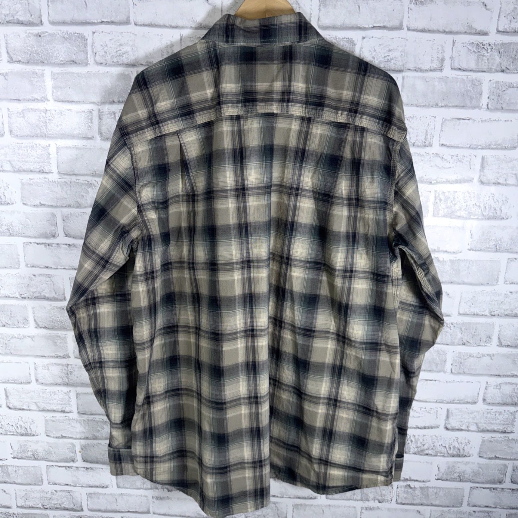 Carhartt Carhartt Shirt Mens XL Relaxed Fit Gray Plaid Snap Button Long Sleeve Button-Up Size US XL / EU 56 / 4 - 4 Thumbnail