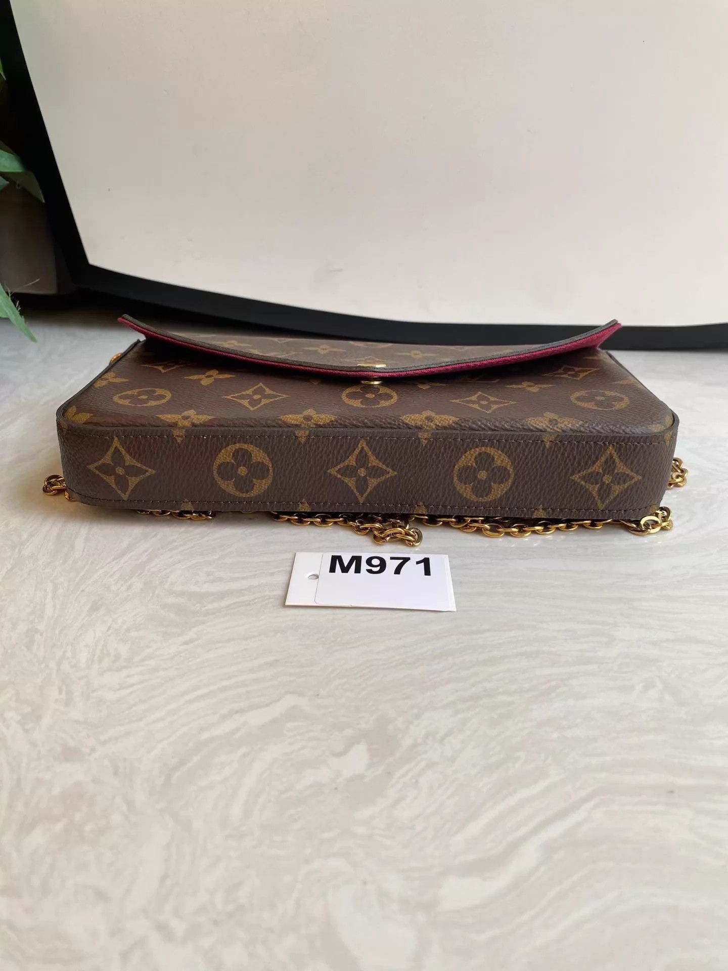 Louis Vuitton LV Monogram Multi-Pochette 19 M971 Missing 2 Pockets Size ONE SIZE - 8 Thumbnail