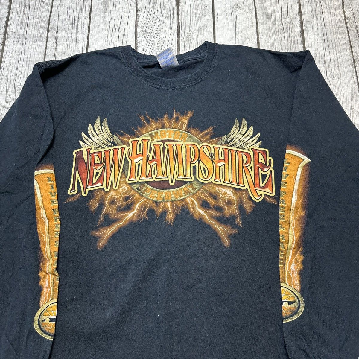 Gildan New Hampshire Motor Speedway long sleeve tee Size US L / EU 52-54 / 3 - 3 Thumbnail