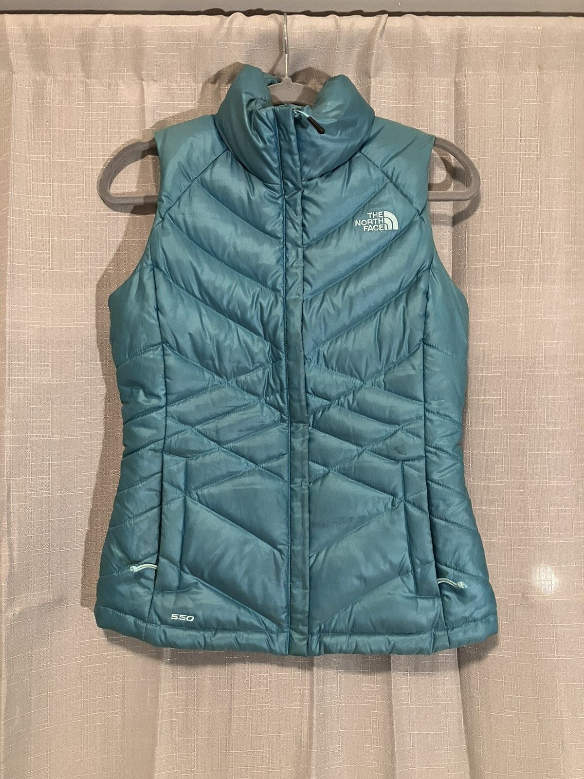 North face puffer vest women’s xs