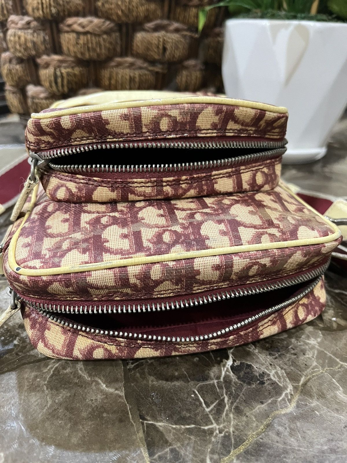 Christian Dior Monsieur CHRISTIAN DIOR Red Trotter Canvas Crossbody Amazon Bag Size ONE SIZE - 9 Thumbnail