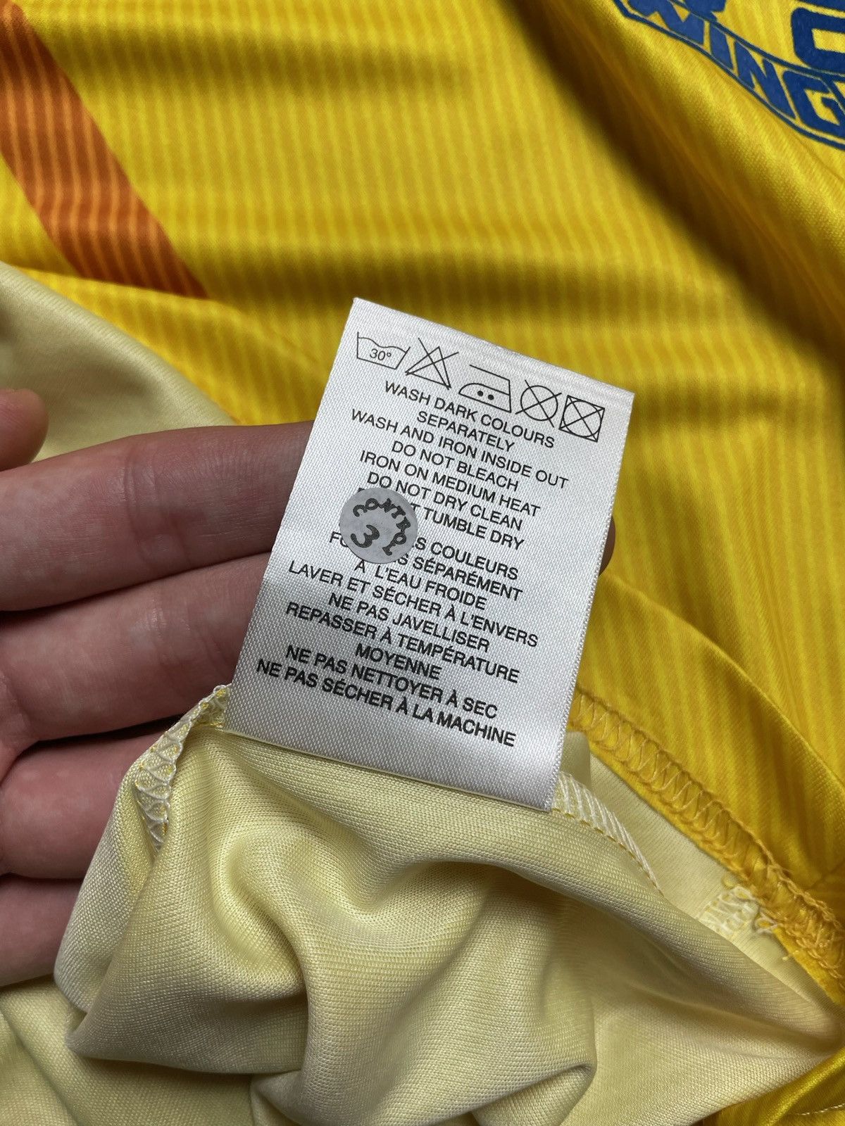 Umbro Vintage Umbro Pro training Brazil soccer jersey rare yellow Size US XL / EU 56 / 4 - 6 Thumbnail