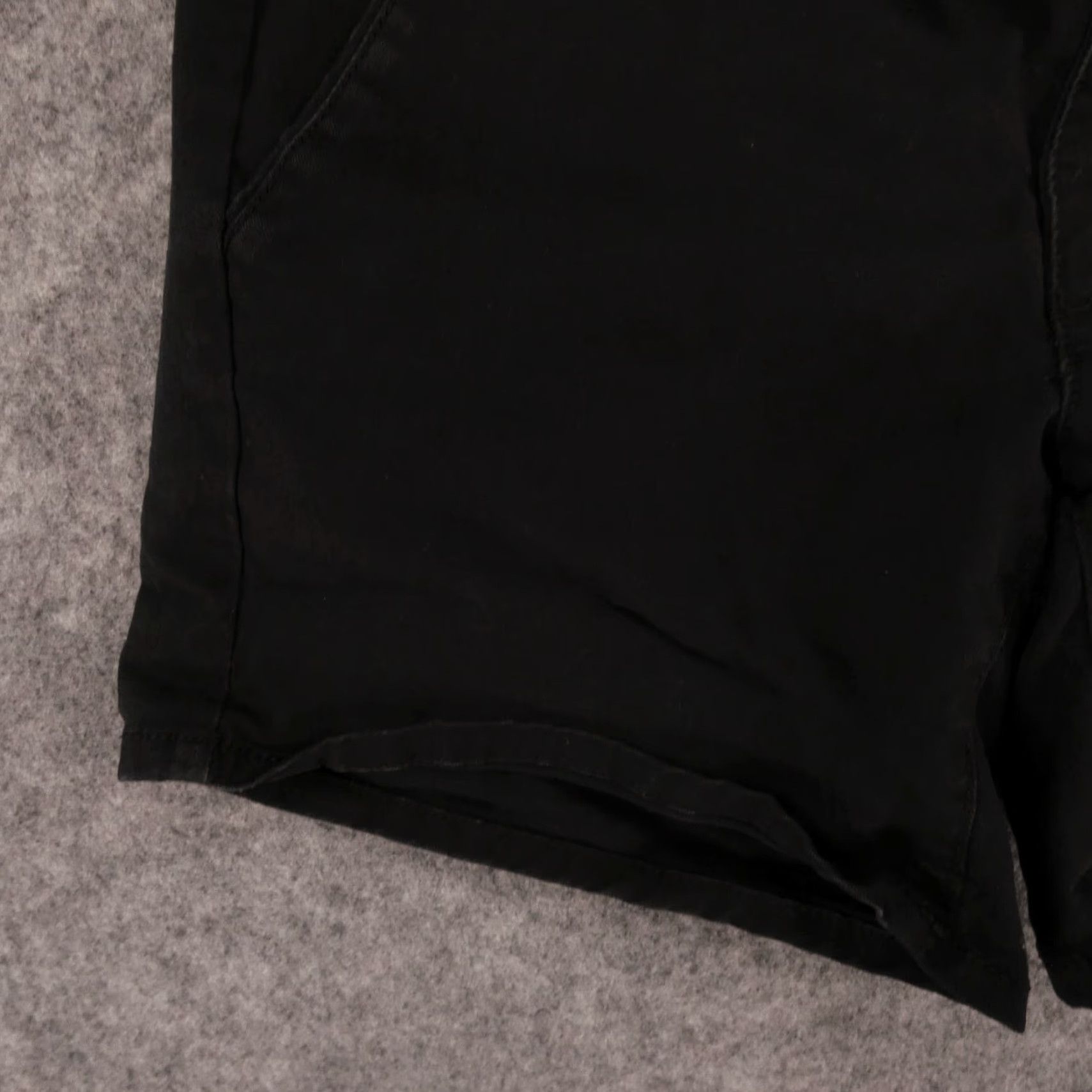 American Eagle Outfitters American Eagle Shorts Womens 0 Stretch Midi Chino Flat Front Black Size 25" / US 0 / IT 36 - 3 Thumbnail
