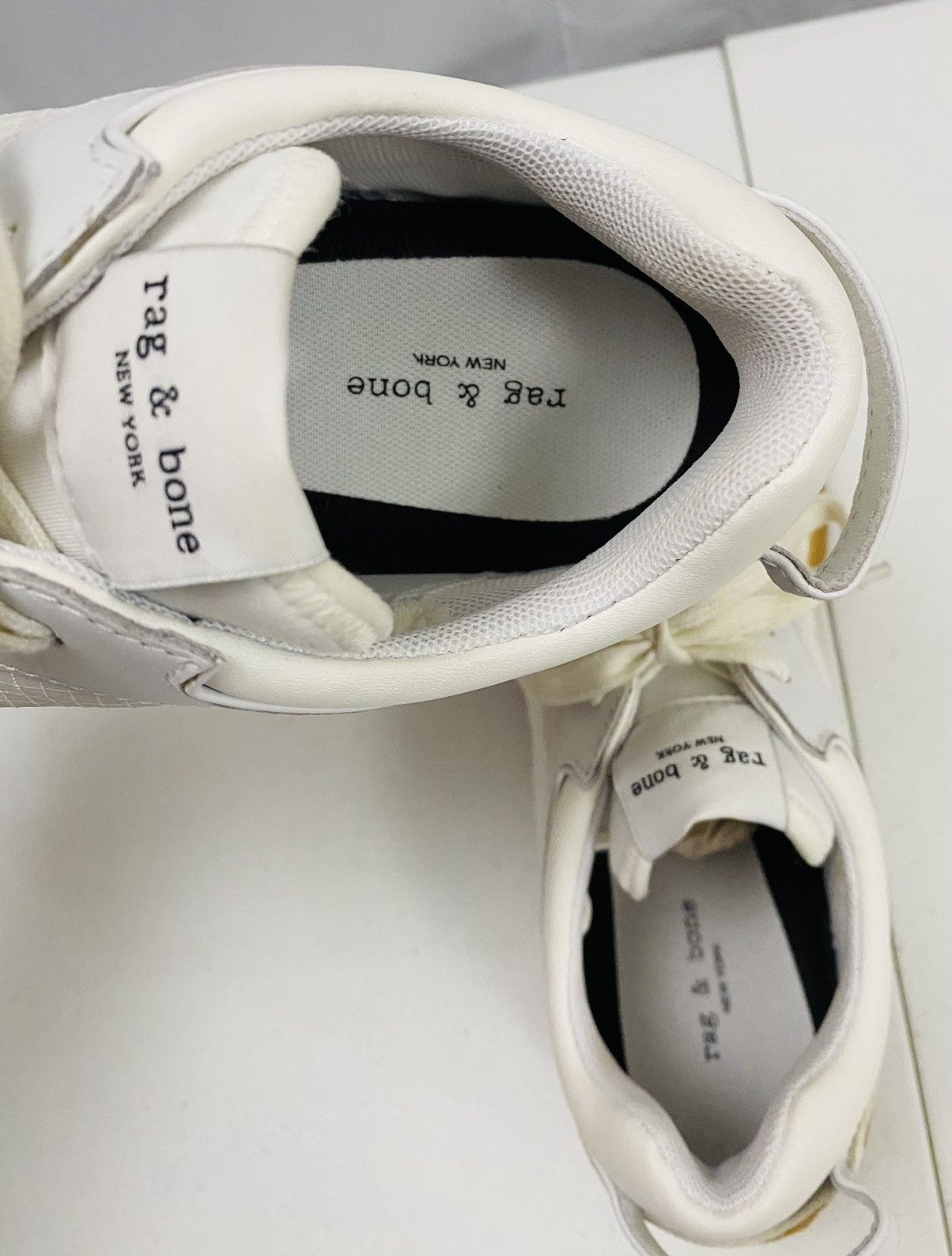 Rag & Bone Rag & Bone white/beige mesh/leather/suede retro runner NW Size US 10 / IT 40 - 2 Thumbnail