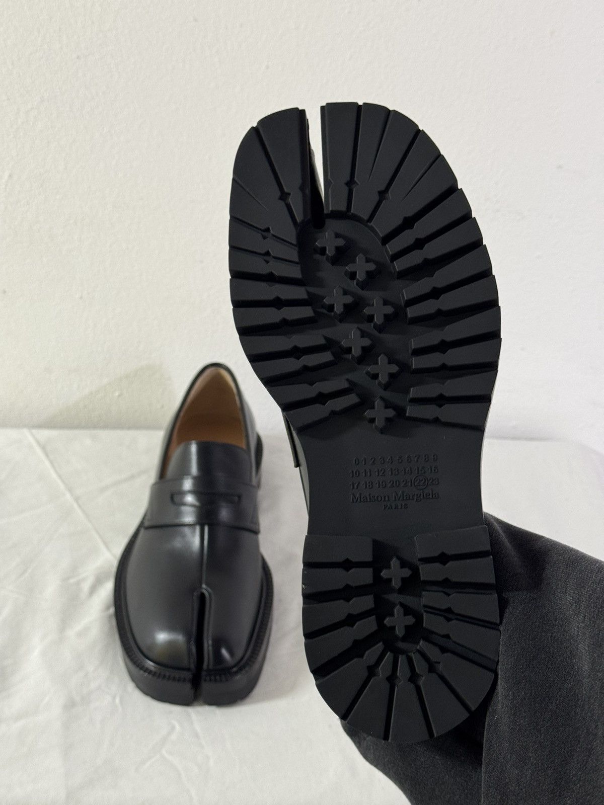 Maison Margiela Maison Margiela Tabi Platform Loafers - Black 41 Size US 8 / EU 41 - 8 Thumbnail
