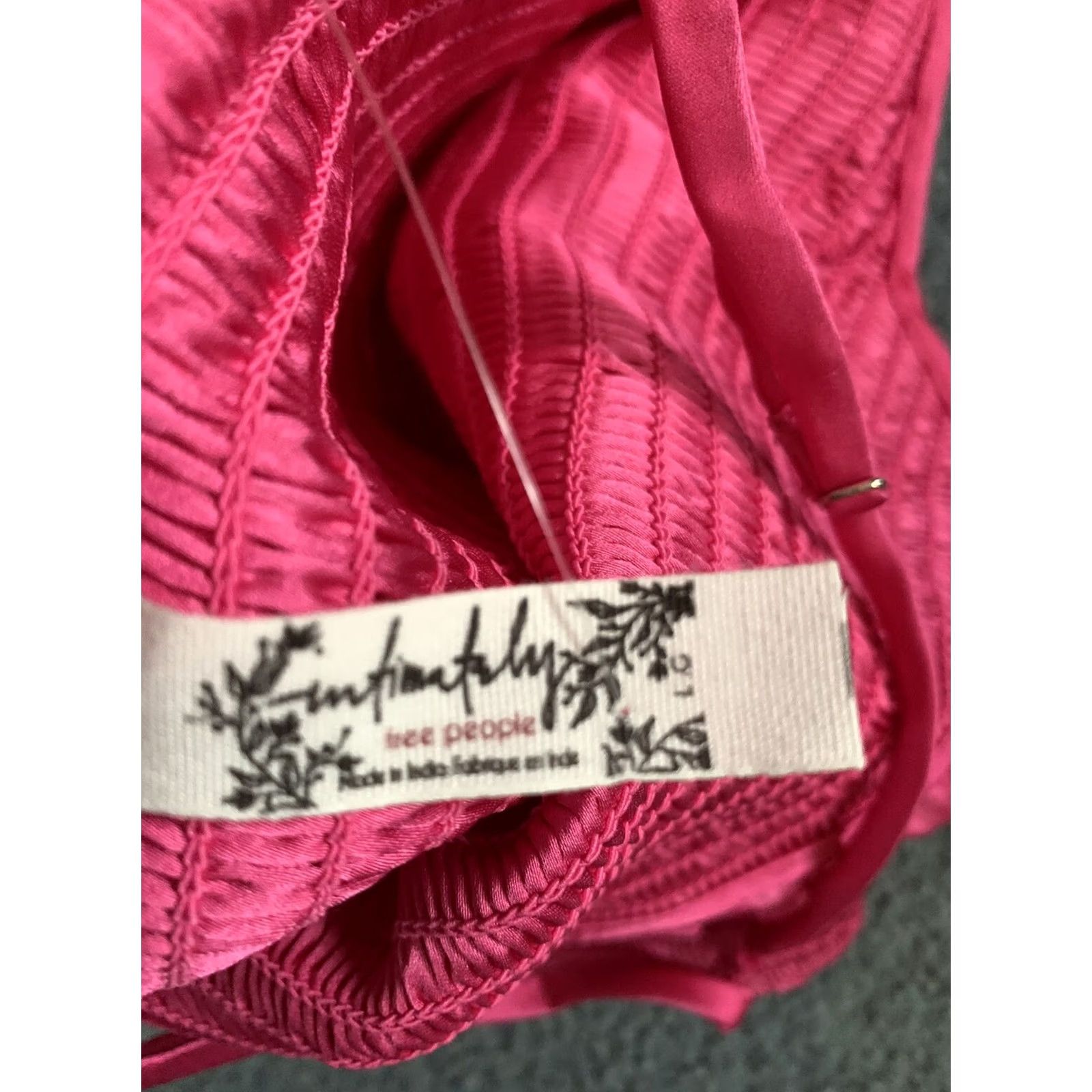 Free People Free People Right On Time Cami Tank Top Fuschia L Womens Sleeveless Cropped 100% Polyester Size L / US 10 / IT 46 - 4 Thumbnail