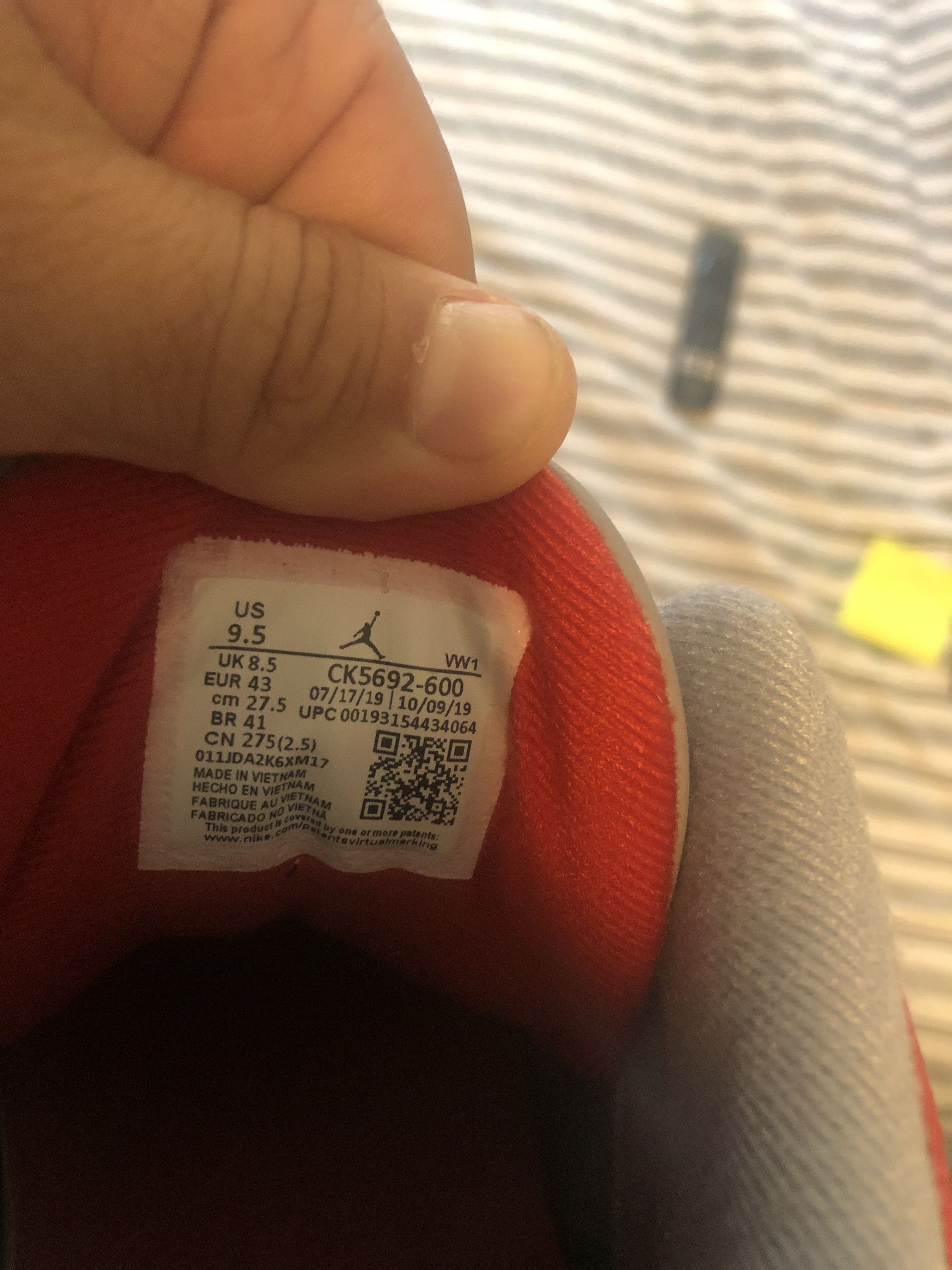Jordan Brand Retro Jordan 3 SE Unite Size US 9.5 / EU 42-43 - 9 Thumbnail