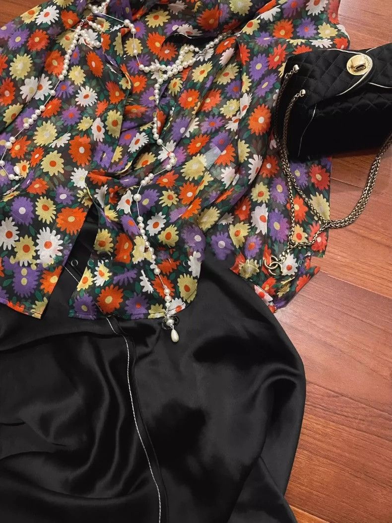 Saint Laurent Paris Saint Laurent Paris Silk printed shirt Size US S / EU 44-46 / 1 - 1 Thumbnail