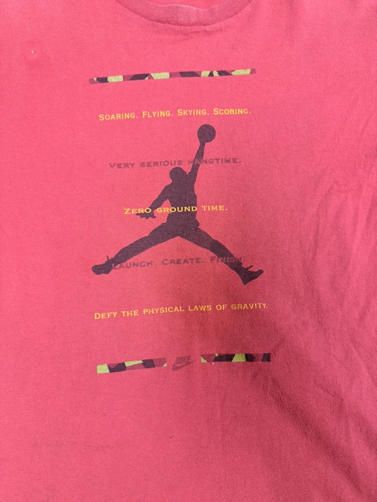 Nike Vintage 90’s Nike Air Jordan "Defy the Laws of Gravity" tee Size US XL / EU 56 / 4 - 2 Thumbnail