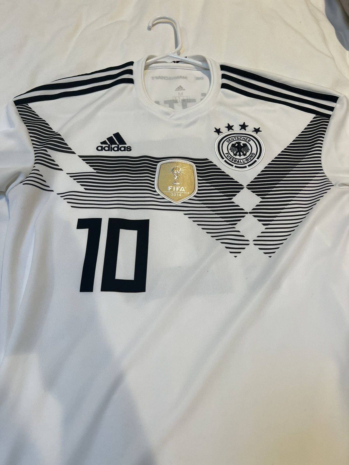 Adidas Ozil 2018 World Cup Jersey Size US M / EU 48-50 / 2 - 2 Thumbnail