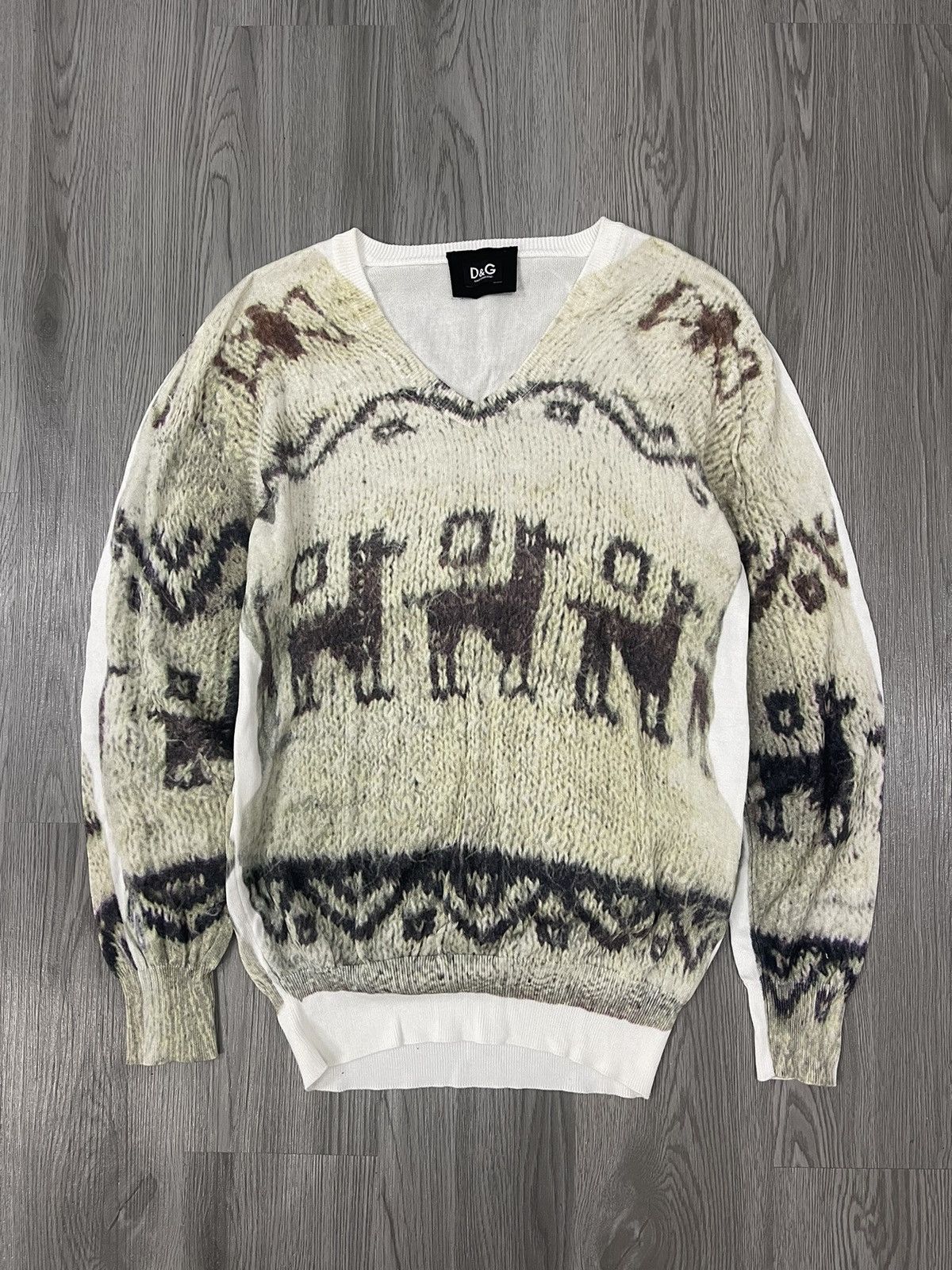 Dolce & Gabbana Dolce & Gabbana printed knitted Light Pullover Size US S / EU 44-46 / 1 - 1 Thumbnail