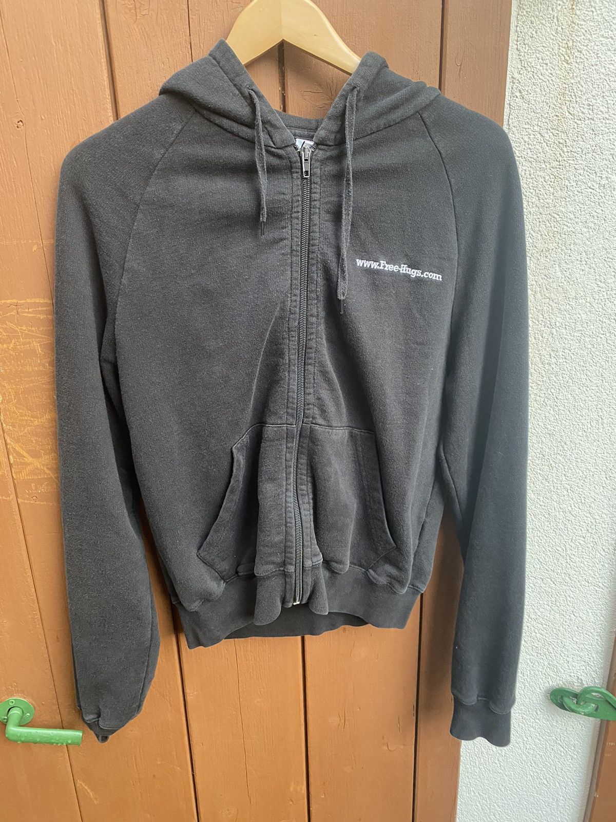 Vetements Vetements free hugs zip up hoodie | Grailed