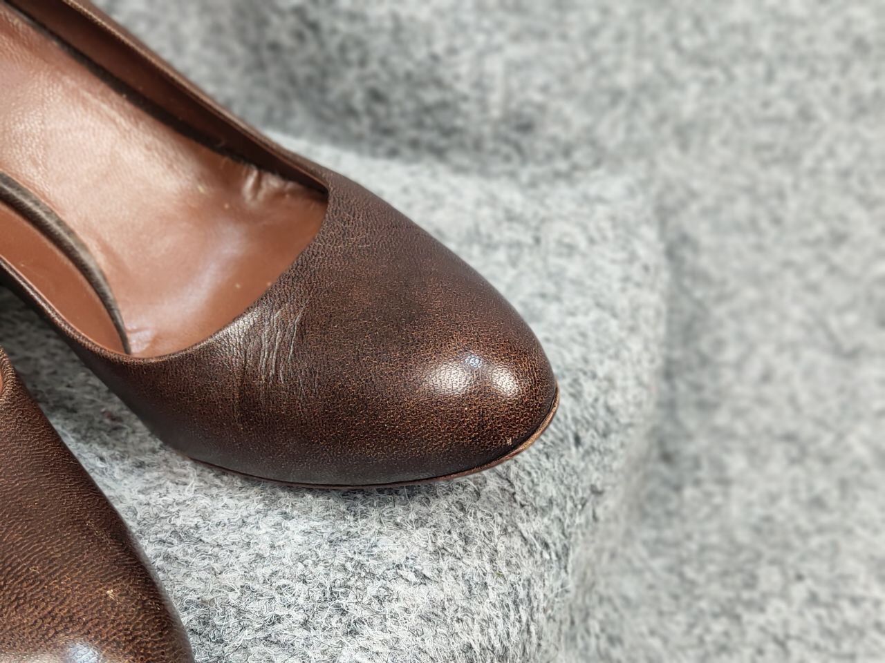 Miu Miu Vintage Luxurious Miu Miu Design Leather Brown Retro Heels Size US 9 / IT 39 - 14 Thumbnail