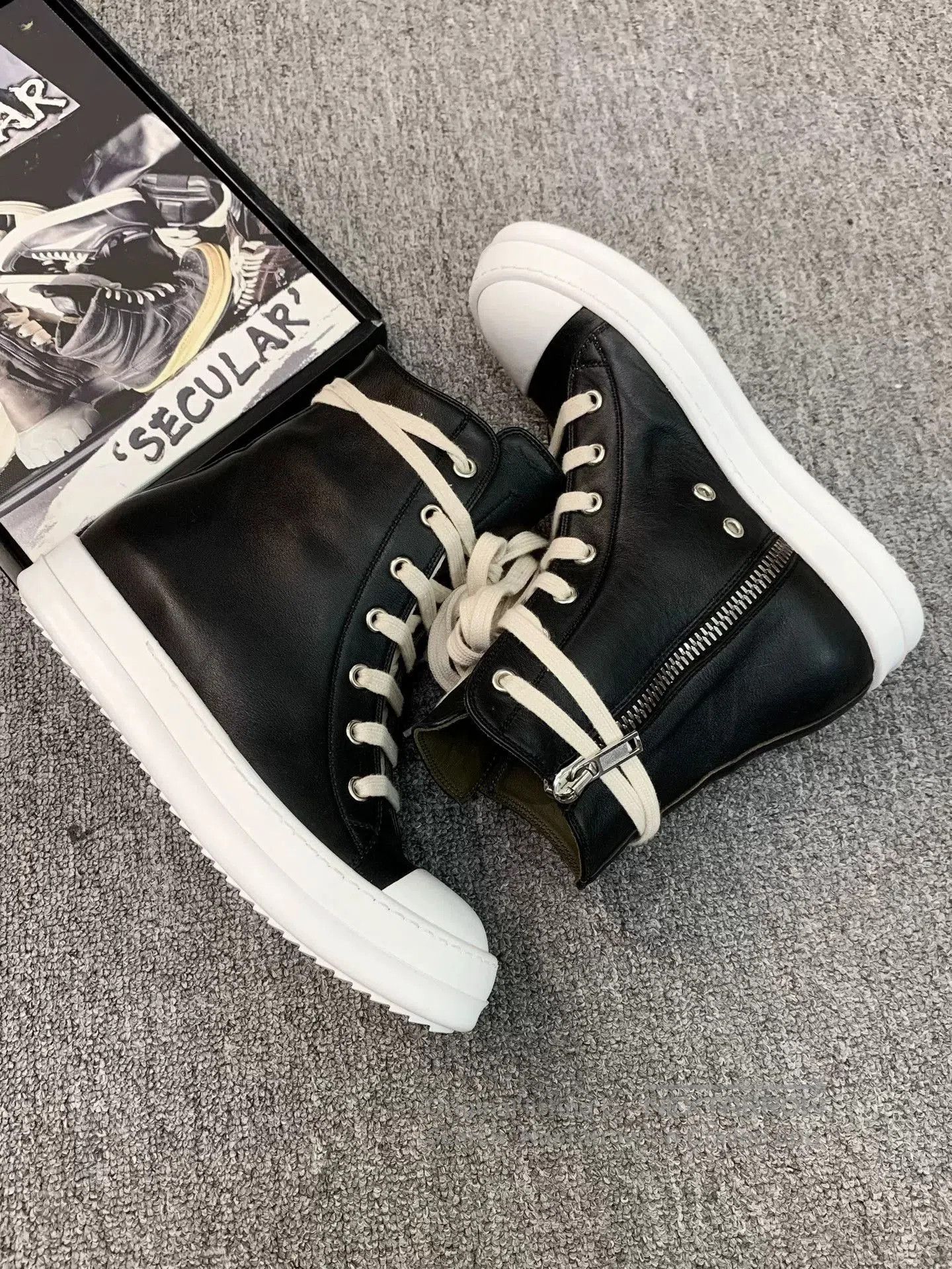 Rick Owens rick owens black and white high. Size US 5.5 / EU 38 - 5 Thumbnail