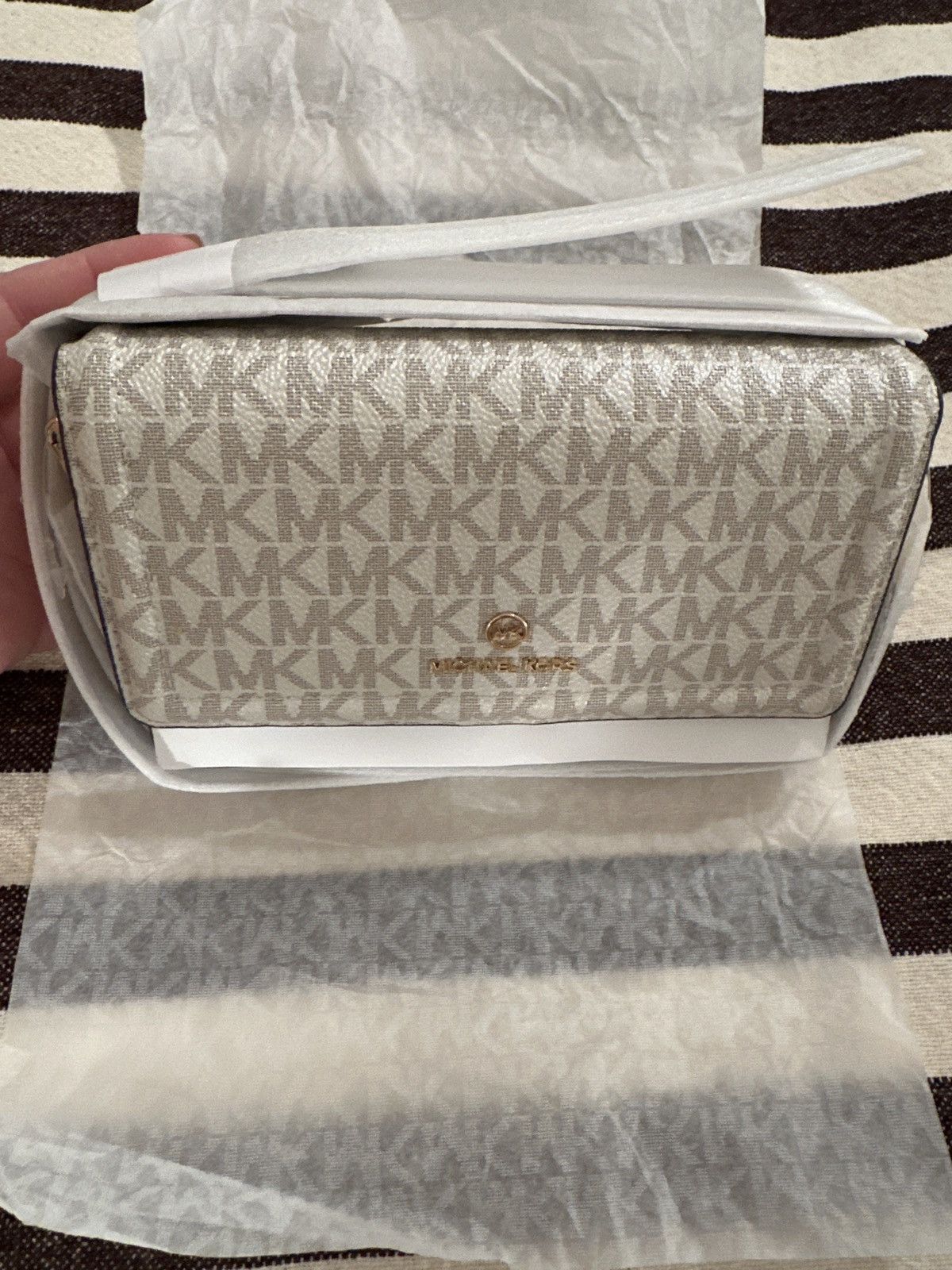 Michael Kors Michael Kors JST MK Logo Smart phone crossbody