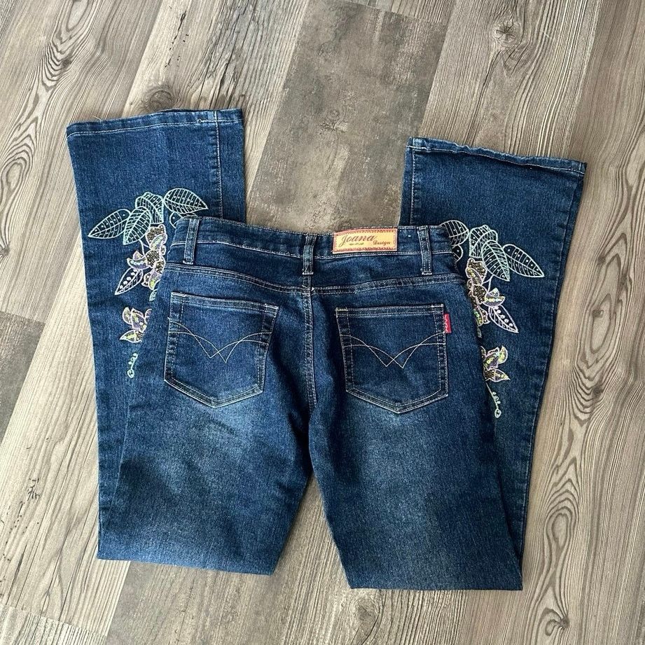 Other joana design jeans embroidered flower sequin dark blue jeans Size 25" / US 0 / IT 36 - 4 Thumbnail