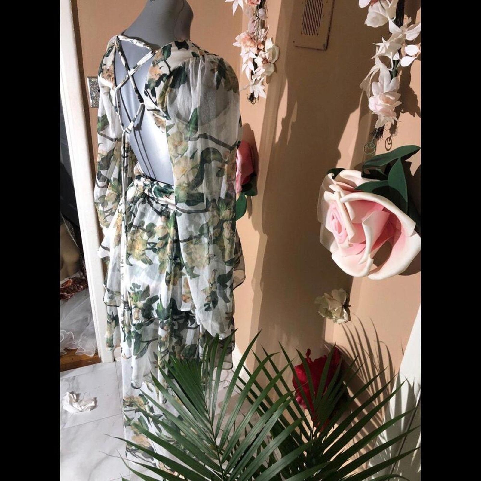 Other Beach coverup dress green/white exotic floral dress Size S / US 4 / IT 40 - 8 Thumbnail