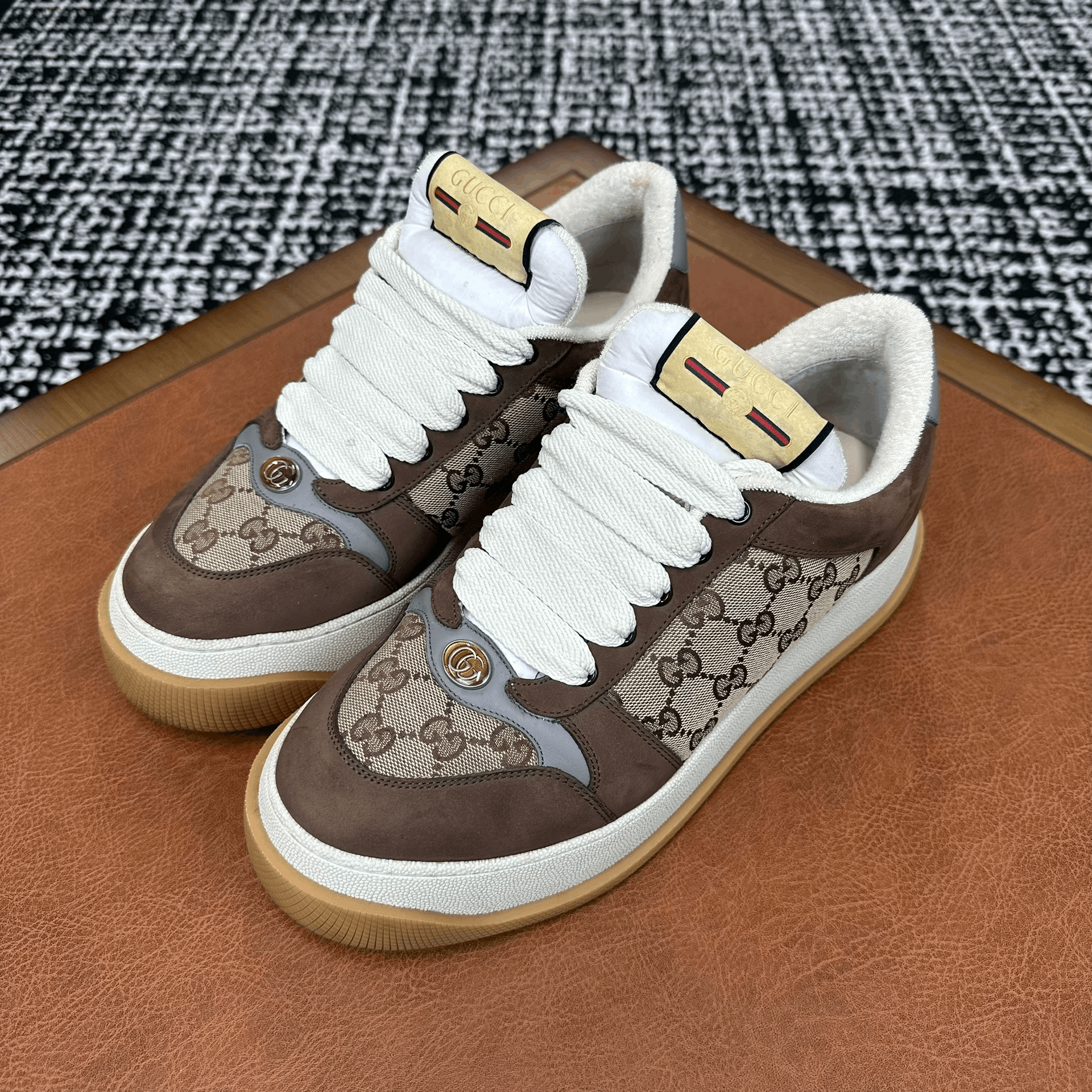 Gucci Gucci Brown Lowtop Sneakers 10 Men Size US 10 / EU 43 - 1 Thumbnail