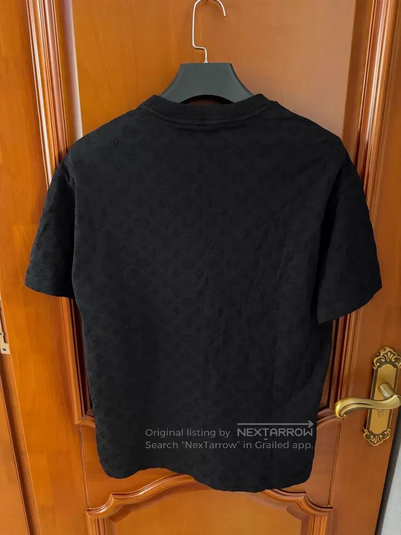Louis Vuitton Louis Vuitton Black cut-out full-print short-sleeve T-shir Size US M / EU 48-50 / 2 - 2 Thumbnail