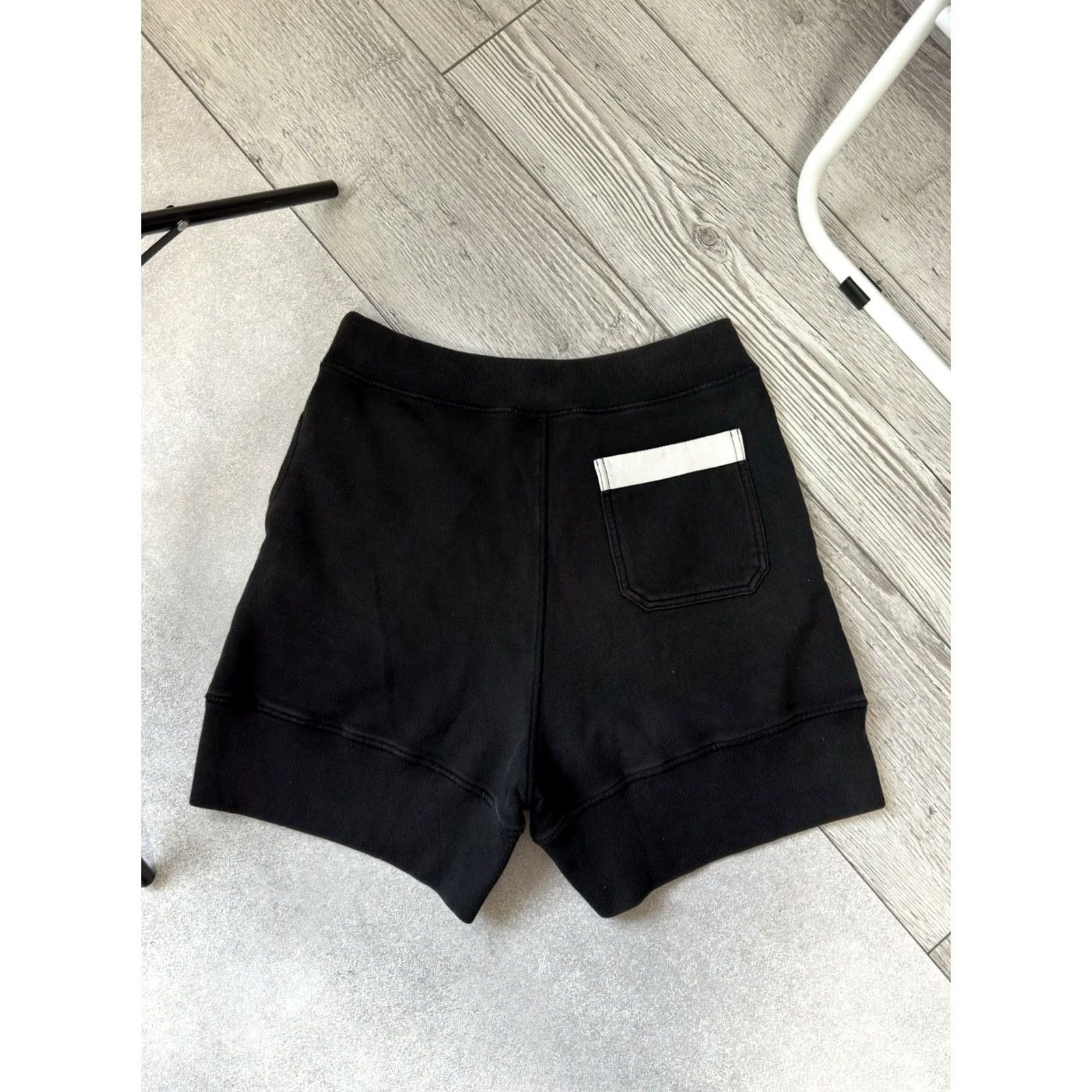 Acne Studios Acne Studios Bermuda Shorts Men XS-S Black Measurements waist39 cm inseam13 cm thigh32 cm front rise35 cm length45 cm Size US 29 - 3 Thumbnail