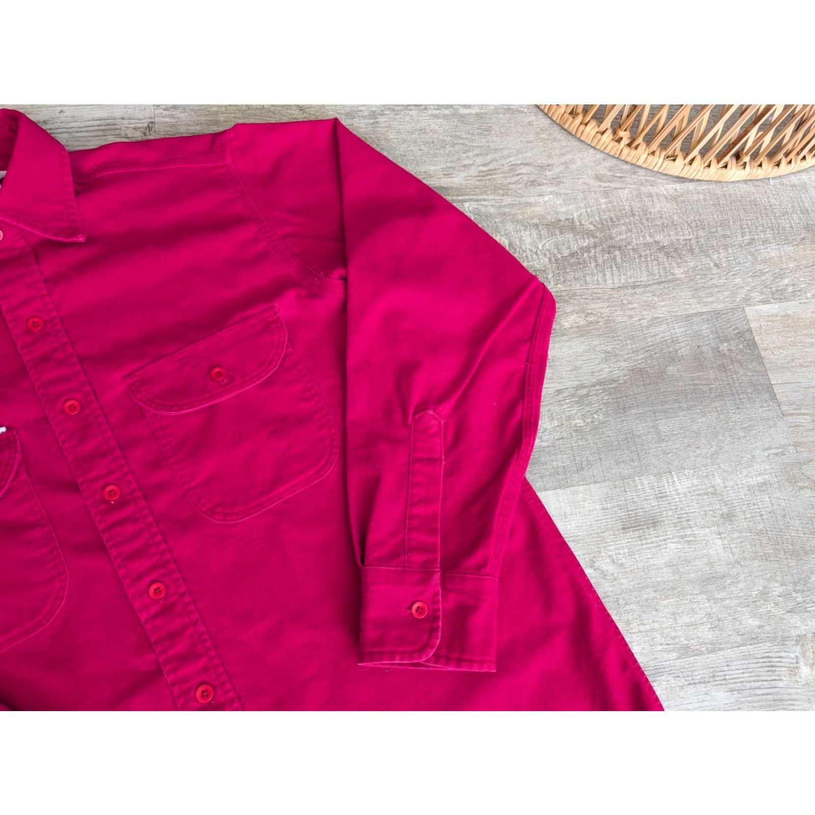 Carhartt VINTAGE Carhartt Rugged Work Shirt Red Heavyweight Canvas Button-Up L Mens 46" Chest 31.5" Length Made in USA 90s Union Made Size US L / EU 52-54 / 3 - 2 Thumbnail