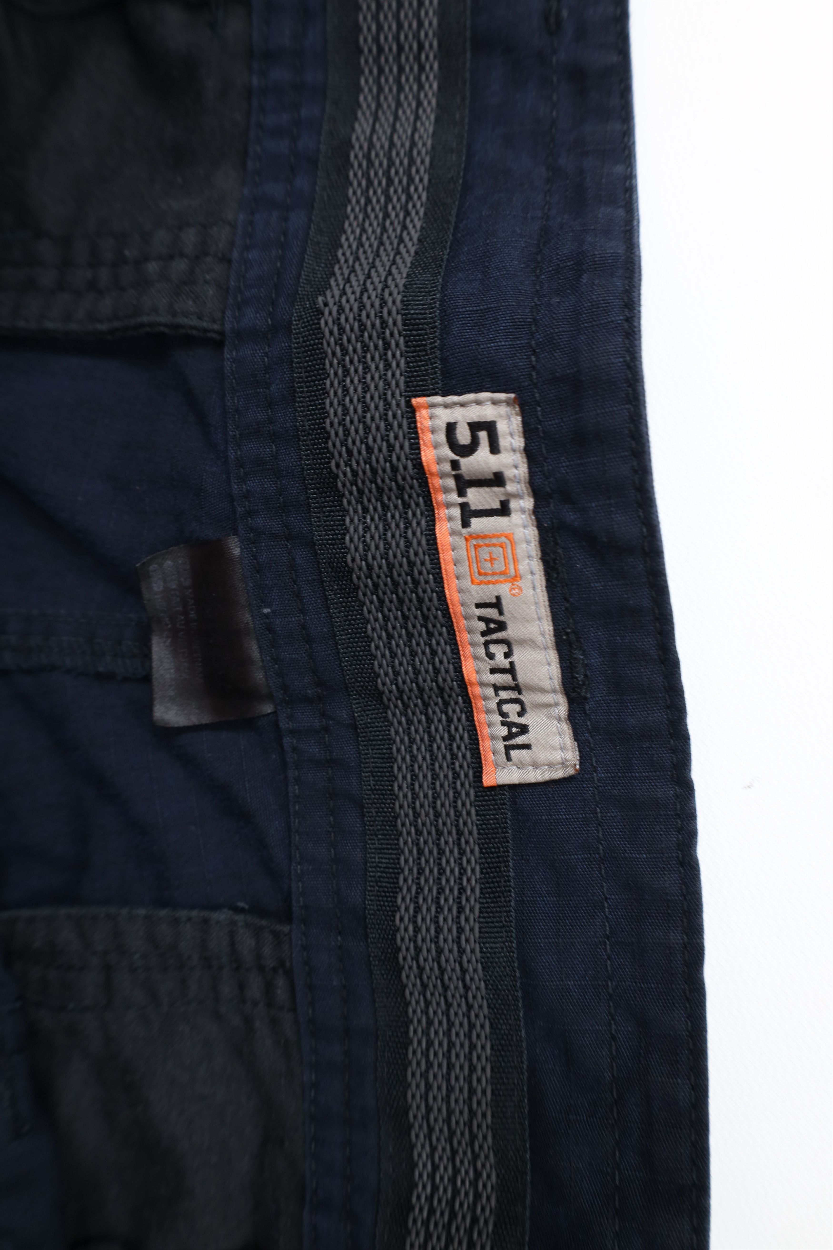 Vintage 5.11 Tactical Series EMS Uniform Cargo Pants Navy Blue Size US 36 / EU 52 - 6 Thumbnail