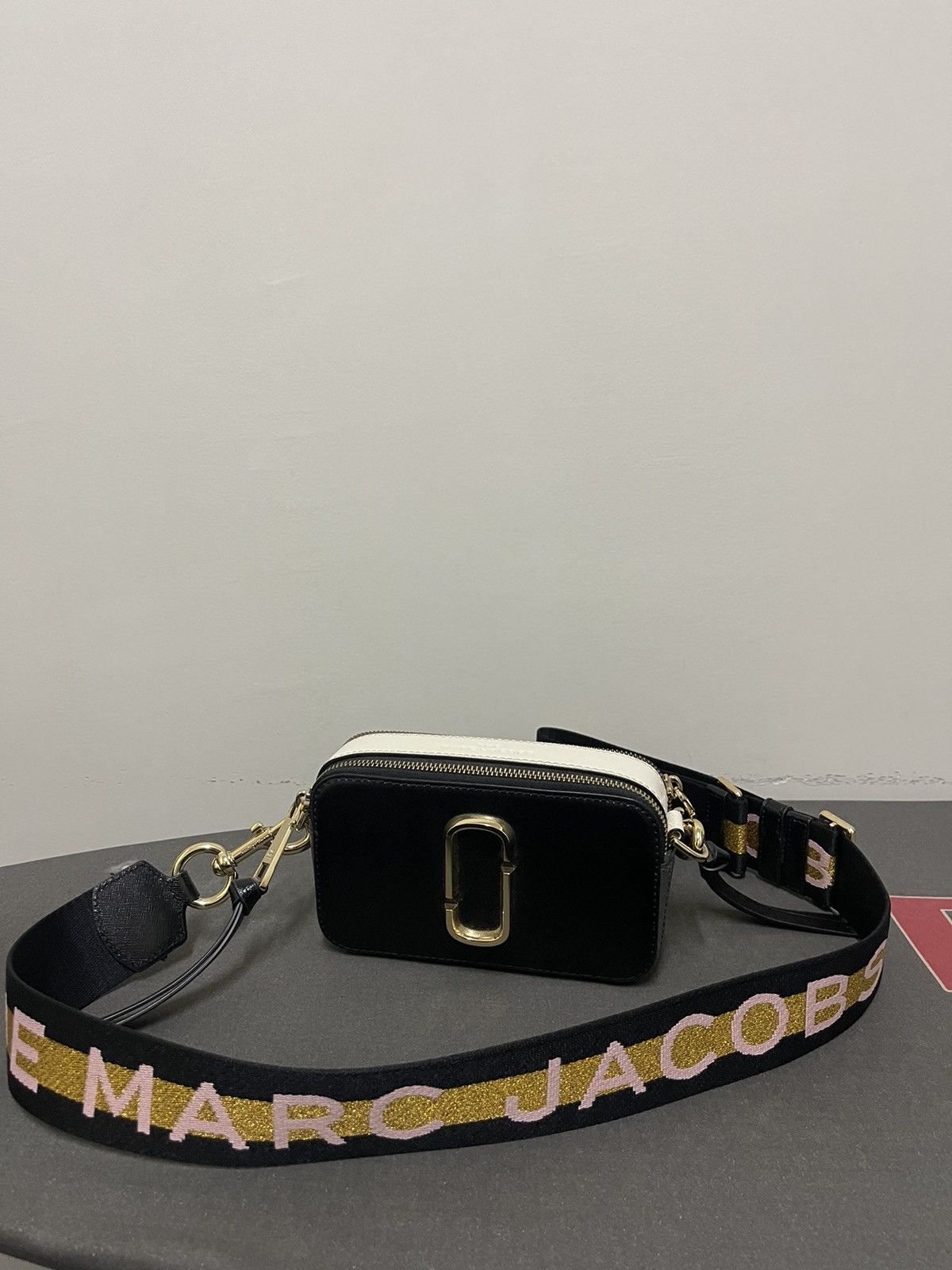 Marc Jacobs Marc Jacob Handbag Sling Bag Size ONE SIZE - 1 Thumbnail