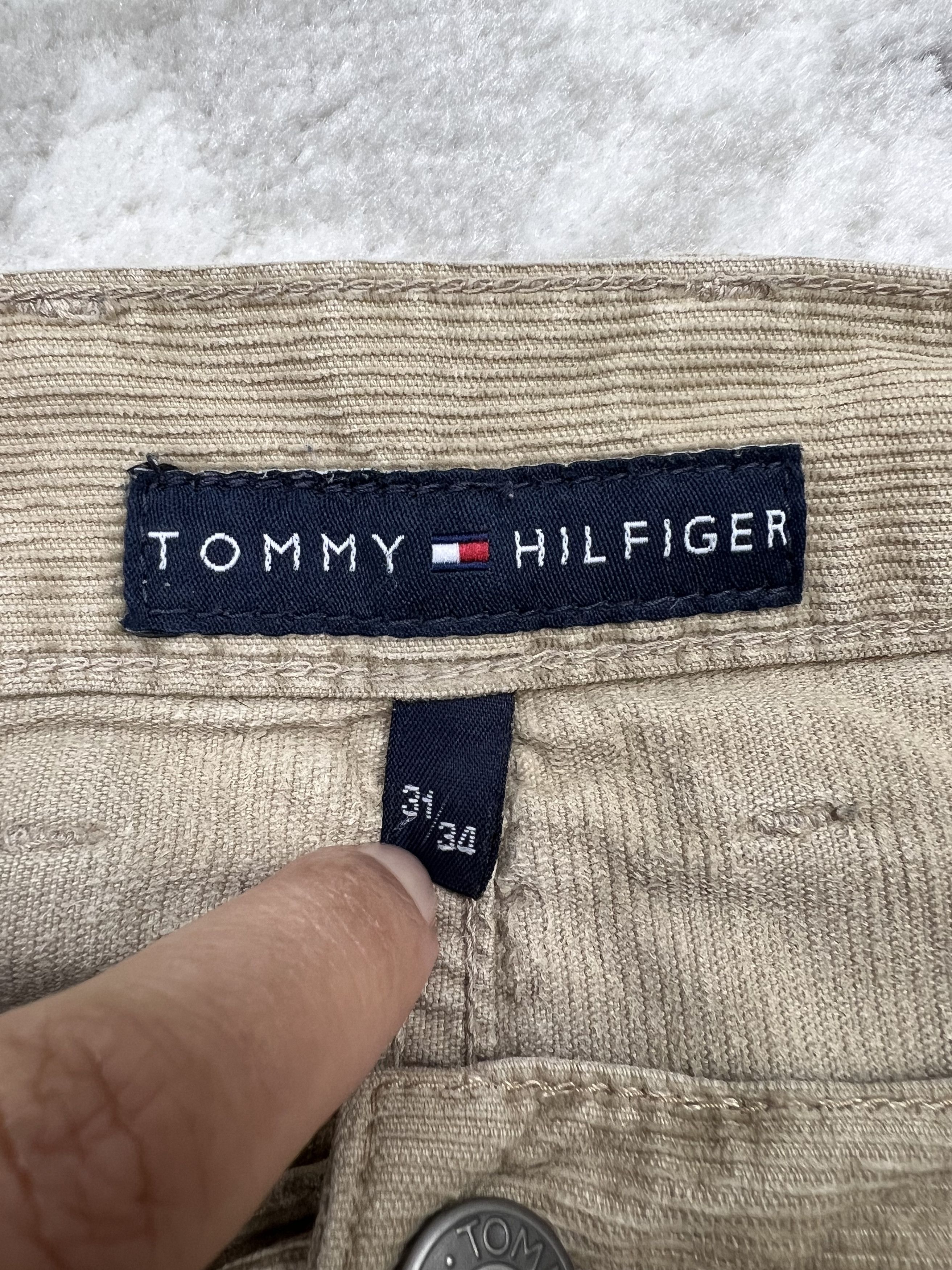Tommy Hilfiger Tommy Hilfiger Midtown Corduroy Pants Beige W31 Size US 31 - 21 Thumbnail