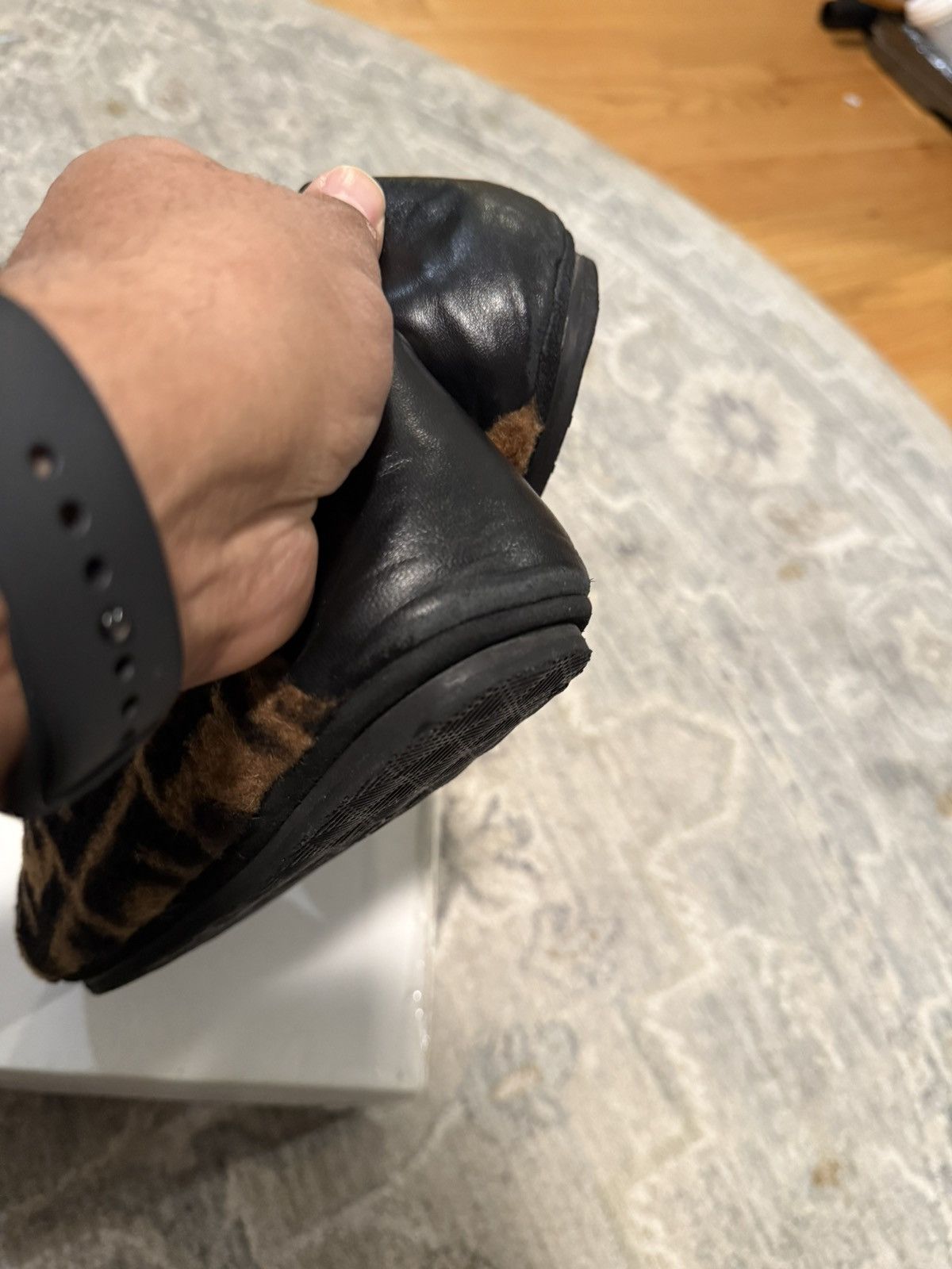 Fendi Fendi Shearling Slippers *Read* Size US 12 / EU 45 - 6 Thumbnail