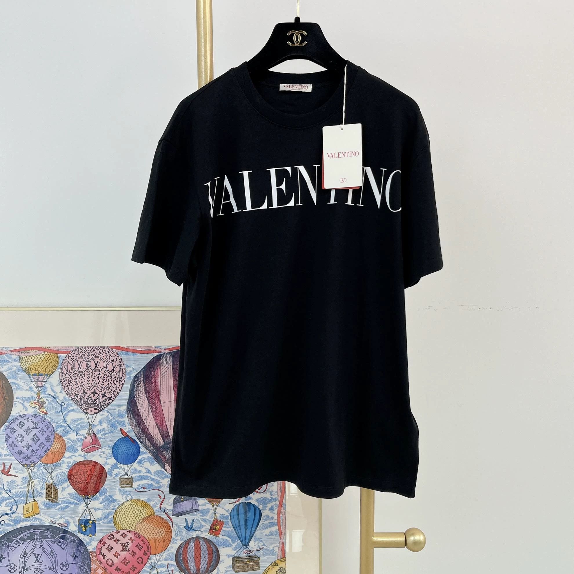 Valentino Valentino Black Logo Print Short Sleeve Tee Size M Size US M / EU 48-50 / 2 - 1 Thumbnail