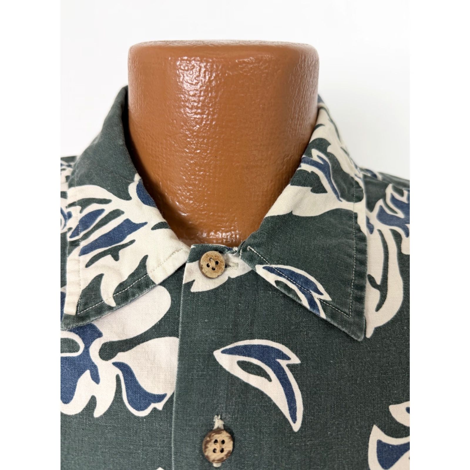 Abercrombie & Fitch VINTAGE Abercrombie & Fitch BIG Shirt Men L Floral Cotton Button-Up 90s Beach Hawaiian Oversized Pockets Size US L / EU 52-54 / 3 - 3 Thumbnail