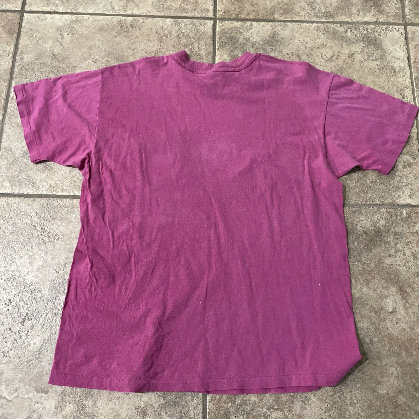 Hanes VINTAGE Hanes Bill Blass T-Shirt Mens XL 100% Cotton Pink Single Stitch Tee Size US XL / EU 56 / 4 - 5 Thumbnail