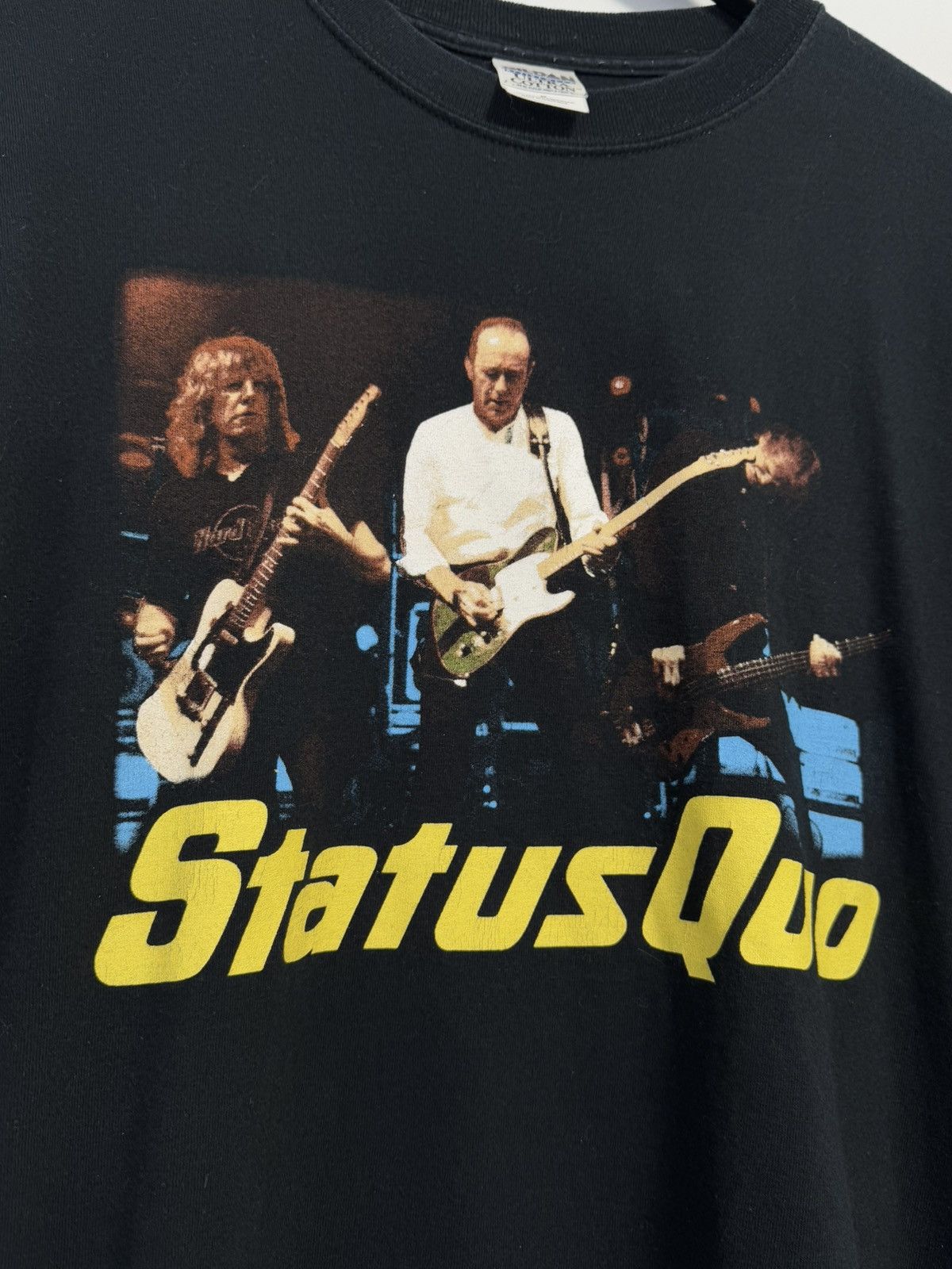 Band Tees Vintage 2004 Status Quo World Tour Size US M / EU 48-50 / 2 - 6 Thumbnail