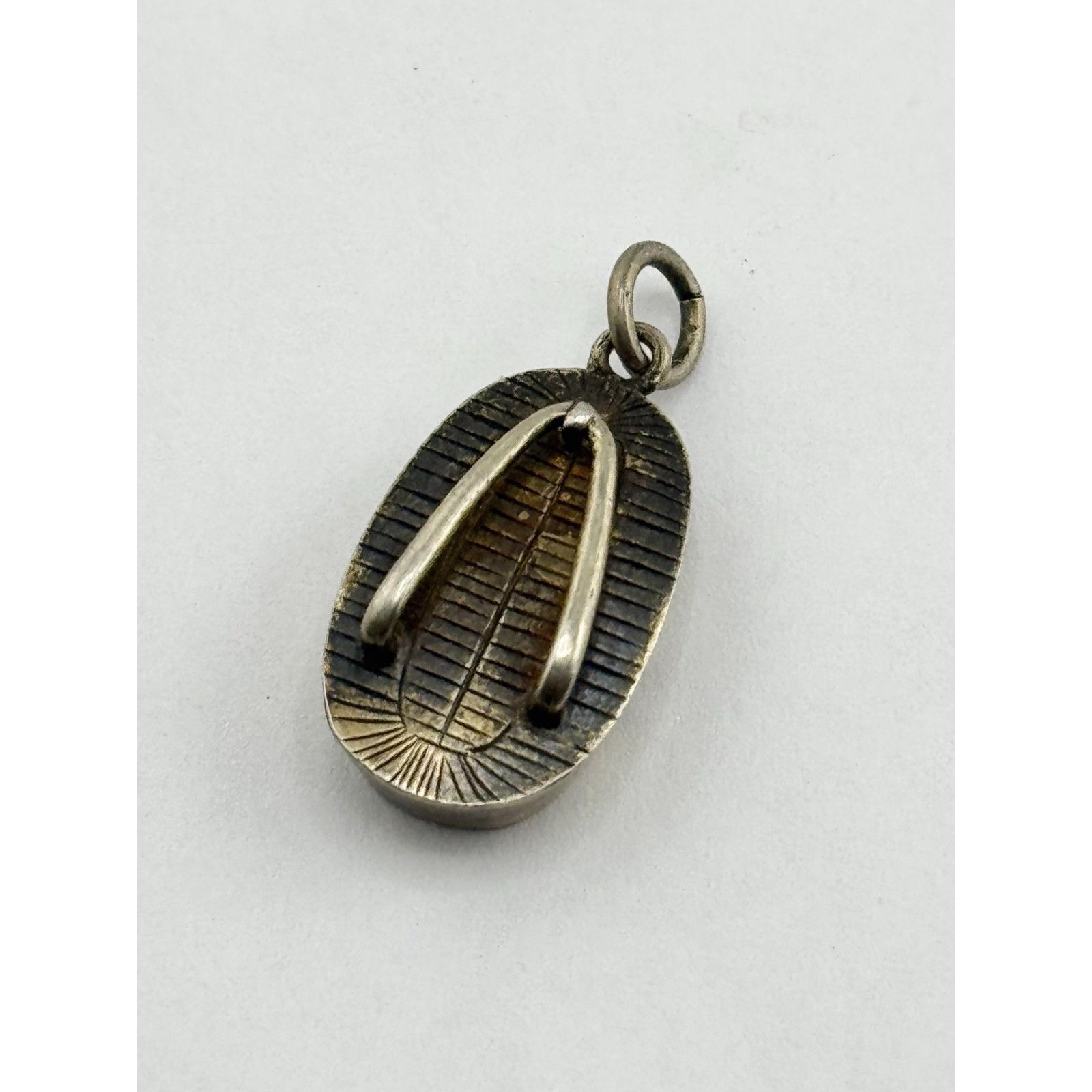 Vintage Sterling Silver Asian Sandal Slipper Vintage Charm Pendant Size ONE SIZE - 2 Thumbnail