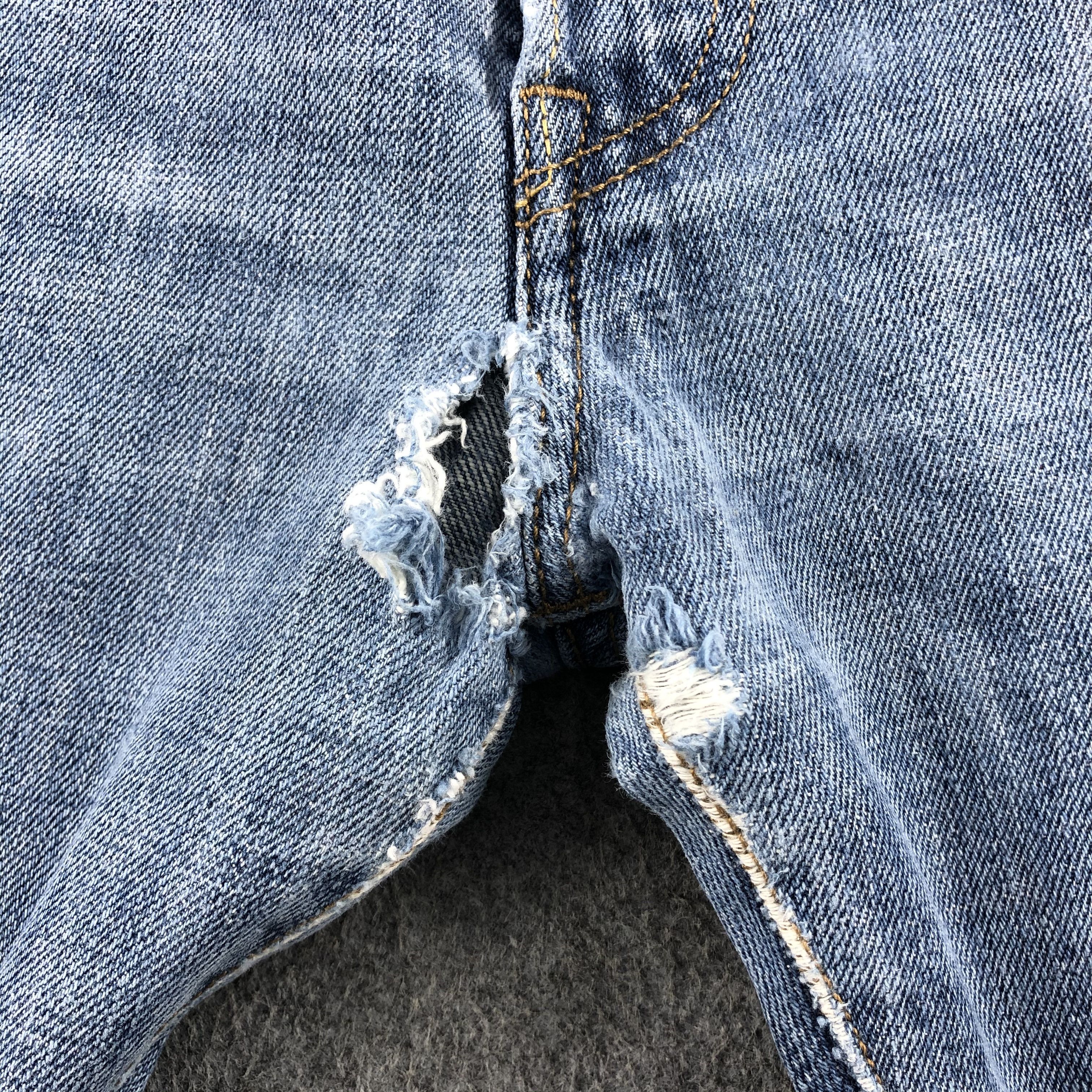 Levi's Vintage Blue Wash Levis 501 Jeans-J2208 Size US 33 - 13 Thumbnail