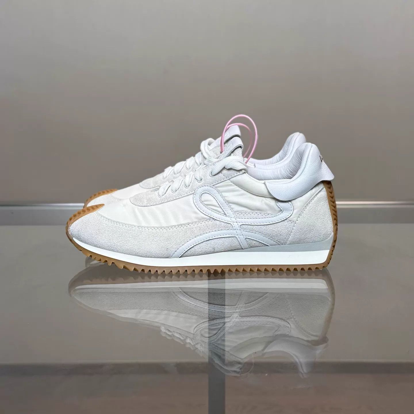 Loewe Loewe Runner Gray White Decon Sneakers Size 39 99 Size US 8.5 / IT 38.5 - 2 Thumbnail
