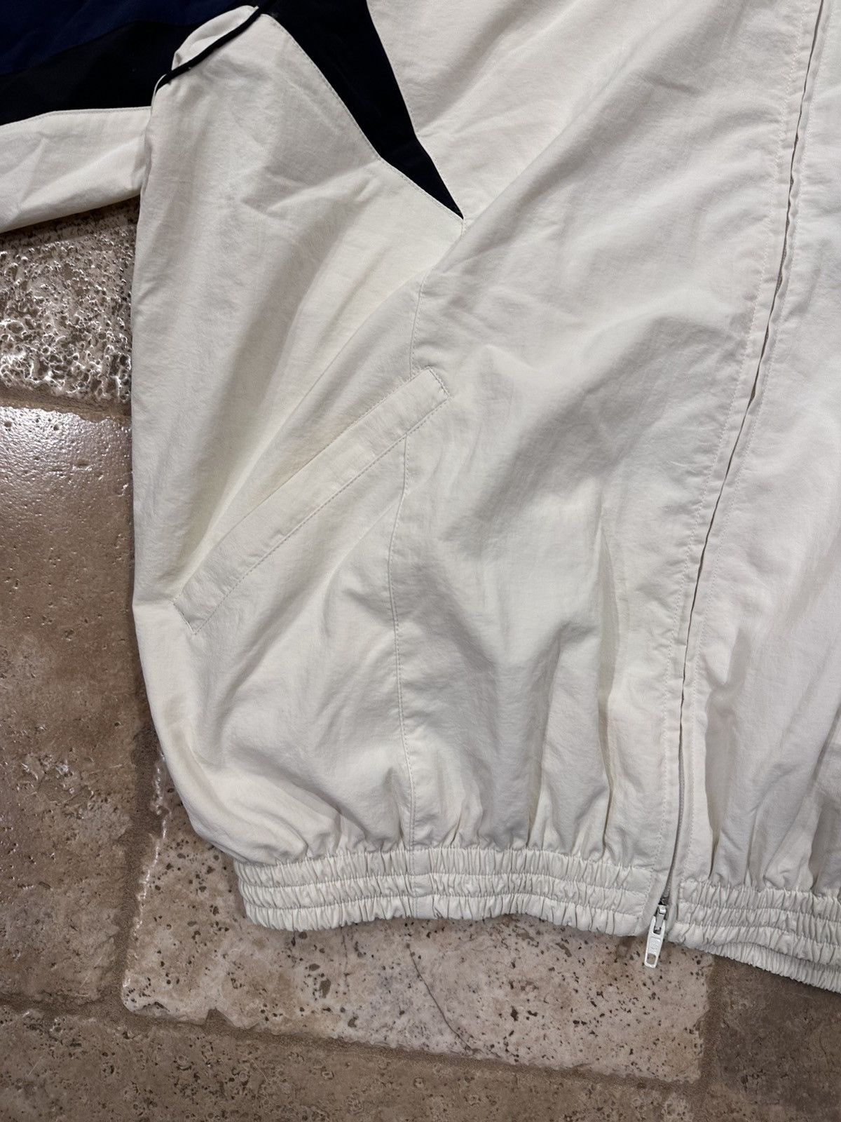 Balenciaga Balenciaga Sport Icon 3B White Zip Track Windbreaker Jacket Size US XXS / EU 40 - 6 Thumbnail