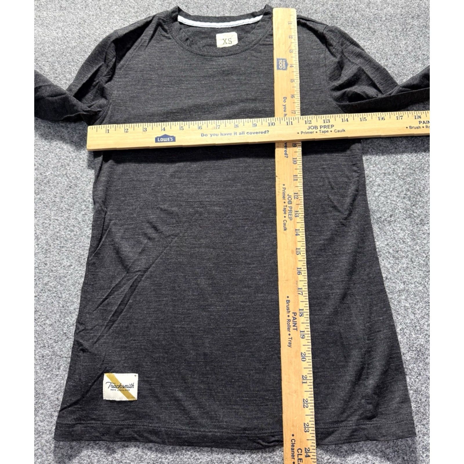 Layer 8 Tracksmith Womens Merino Wool Base Layer Long Sleeve Pullover XS Gray Running Size XS / US 0-2 / IT 36-38 - 8 Thumbnail