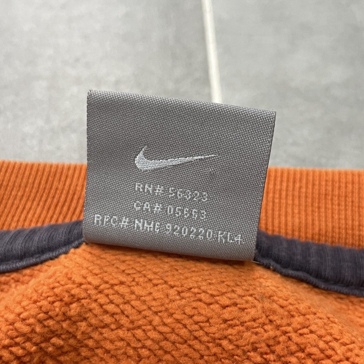 Nike × Vintage Vintage Nike Athletics Oregon USA Sweatshirt Young XL (S) Size US S / EU 44-46 / 1 - 13 Thumbnail