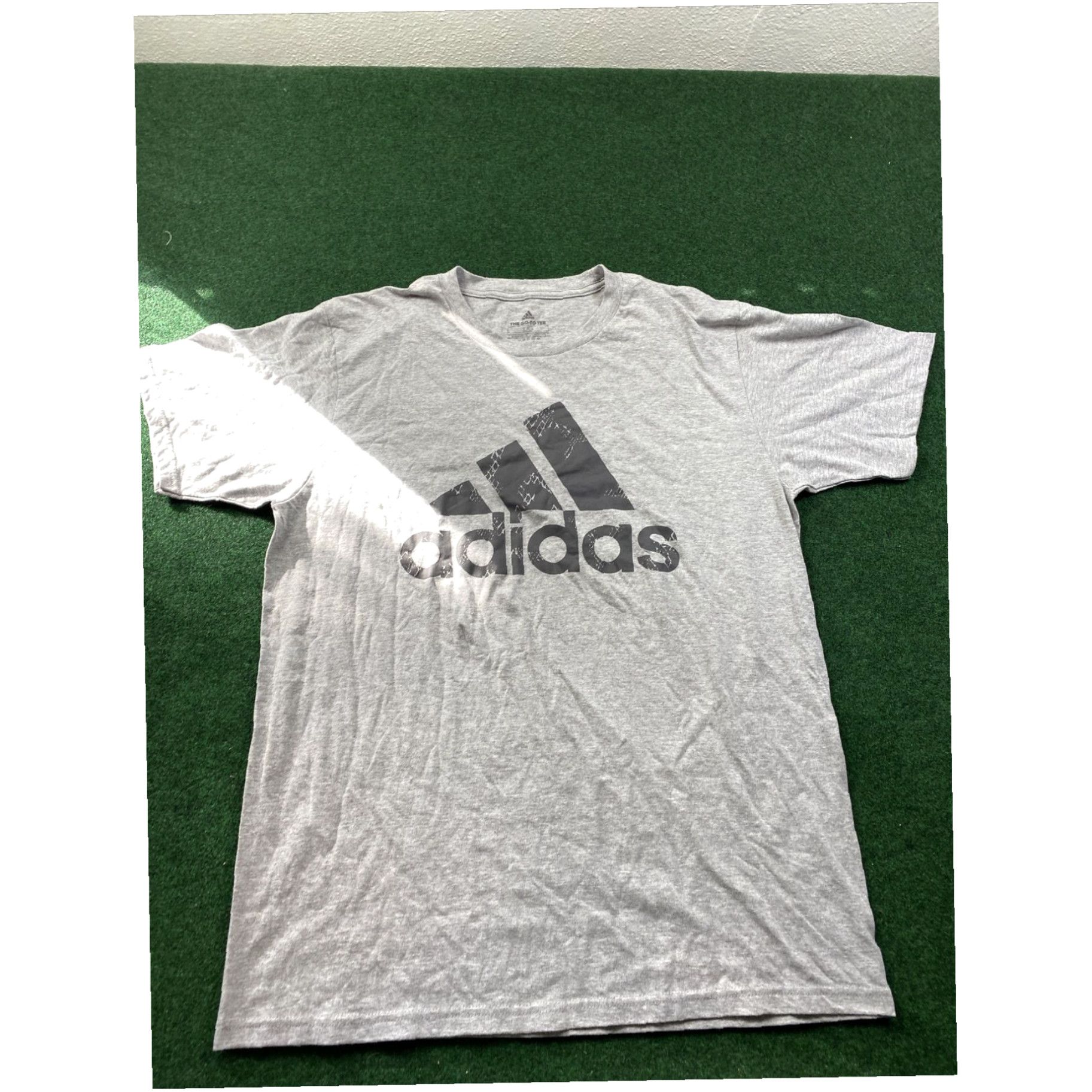 Adidas Adidas The Go-To Tee Sz Large Mens Gray 90% Cotton 10% Polyester Size ONE SIZE - 1 Thumbnail