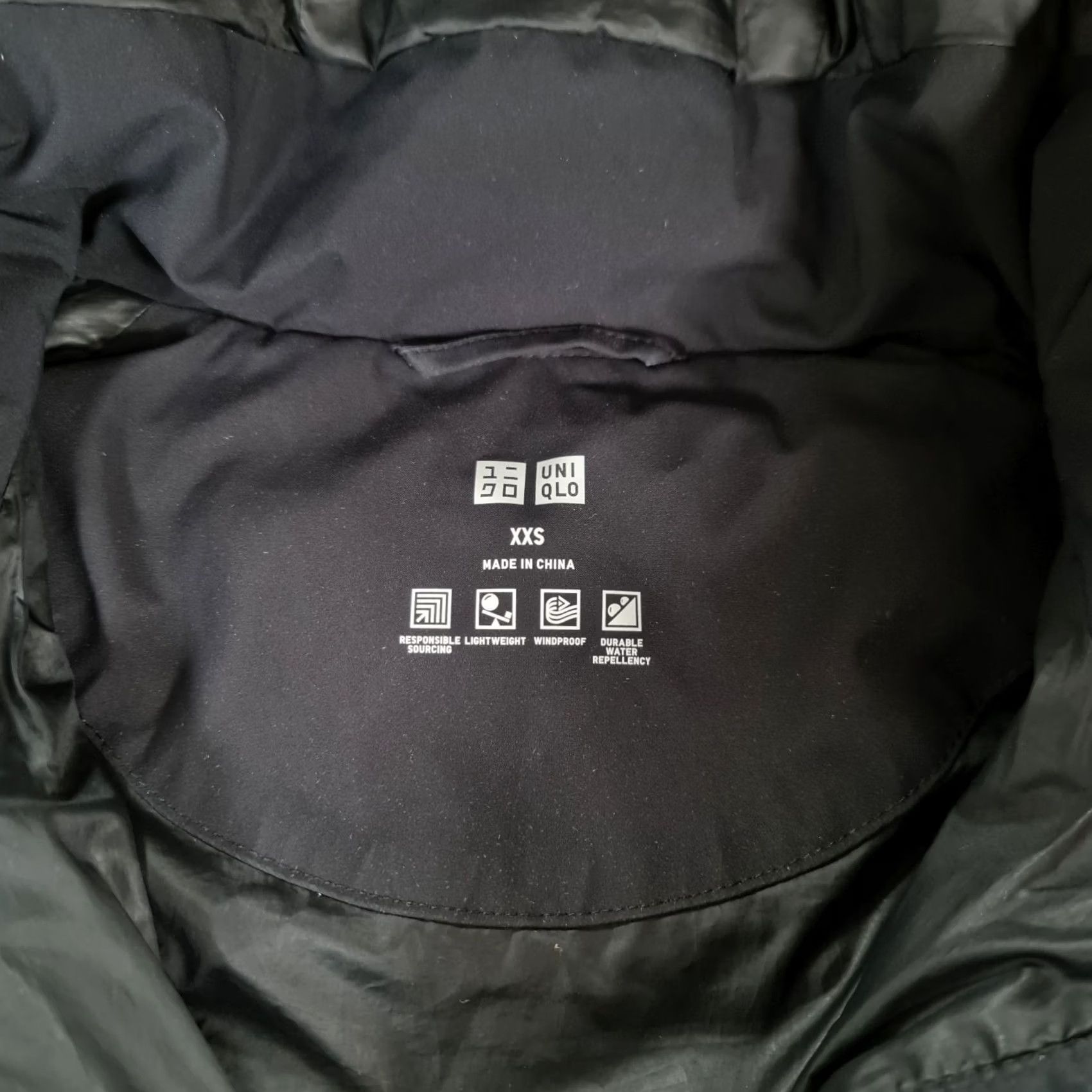 Uniqlo Uniqlo Womens Lightweight Down Fill Hooded Jacket Black XXS Water Repellent Size XXS / US 00 / IT 34 - 3 Thumbnail