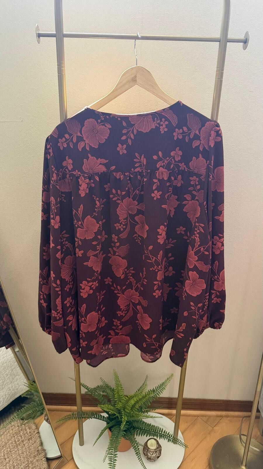 Other 3 x Burgundy flower print Women Bishop Long Sleeve Tie-Front Size 3XL / US 20-22 - 3 Thumbnail