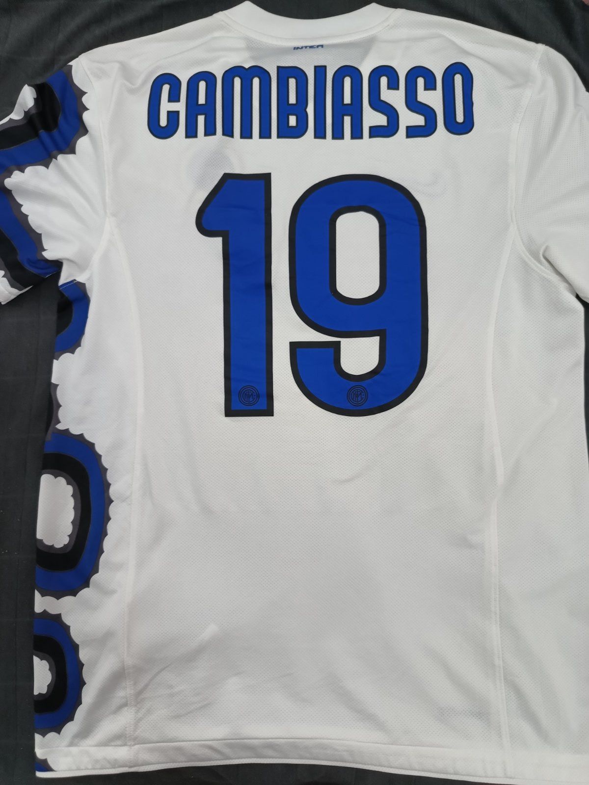 Inter Internazionale Away football 2010 - 2011 #19 CAMBIASSO