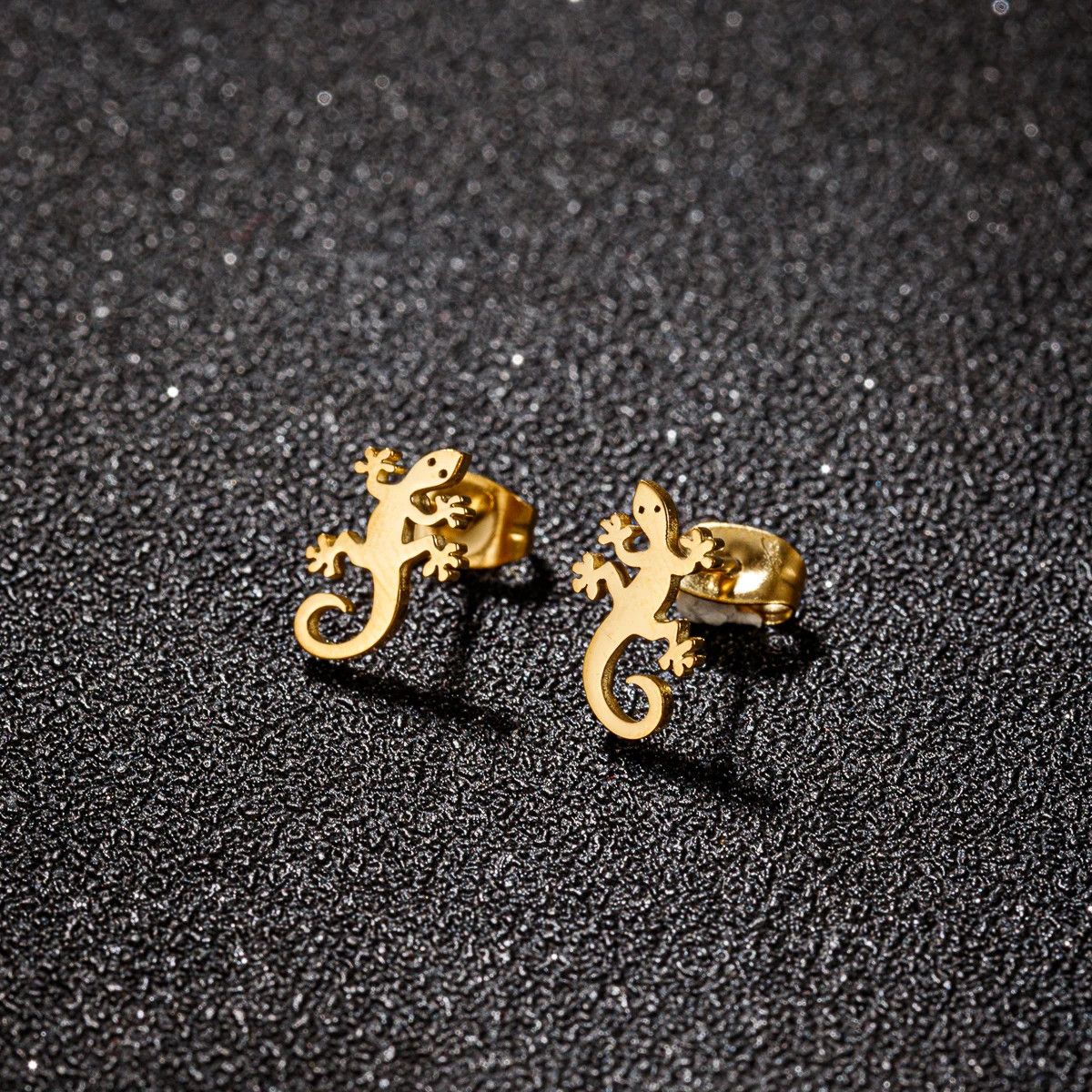 Jewelry Lizard Mini Stud Earrings Charm Earring Gift Size ONE SIZE - 1 Thumbnail