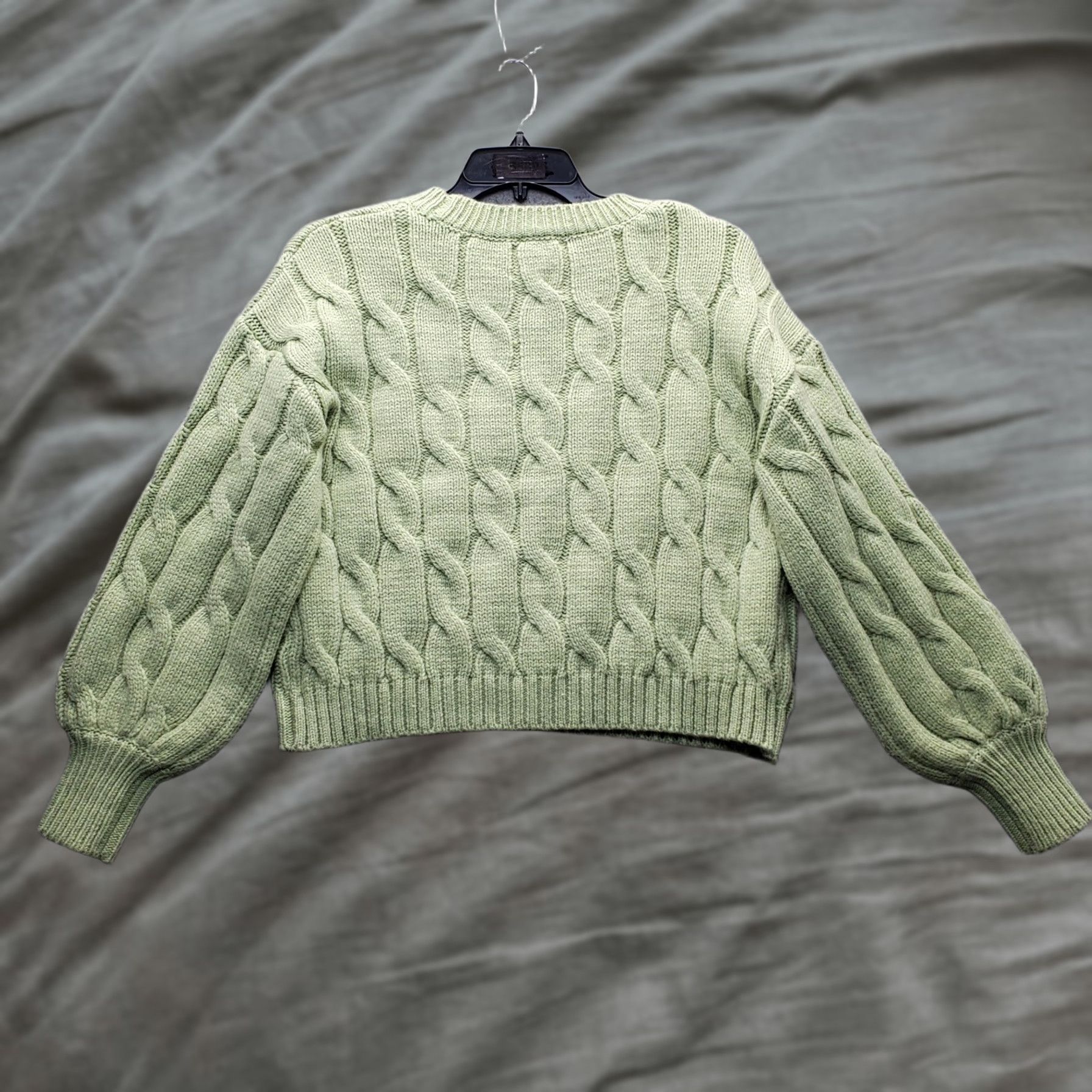 Vintage Willow & Wind Womens M Green Cropped Cable-Knit Embroidered Flower Sweater Size M / US 6-8 / IT 42-44 - 1 Thumbnail