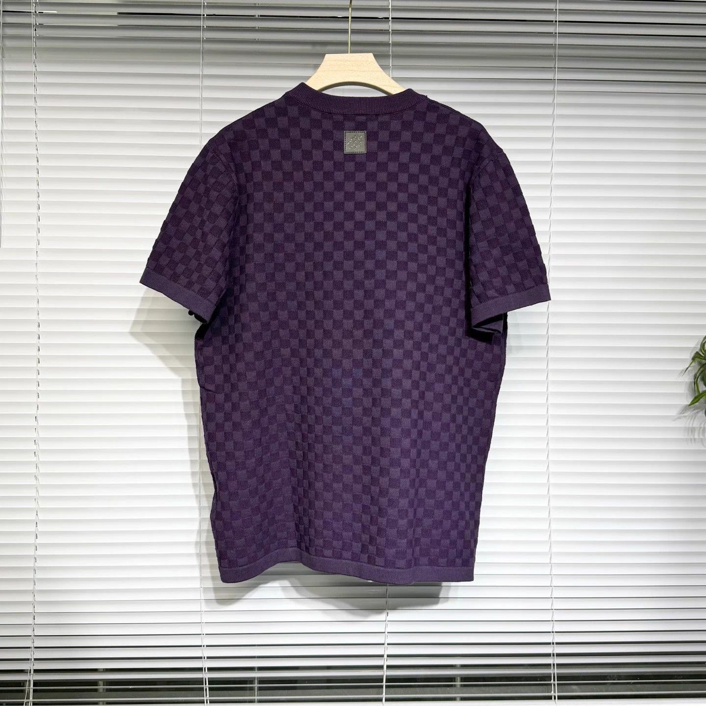 Louis Vuitton LV purple Check embroidered logo short-sleeve T XL Size US XL / EU 56 / 4 - 2 Thumbnail
