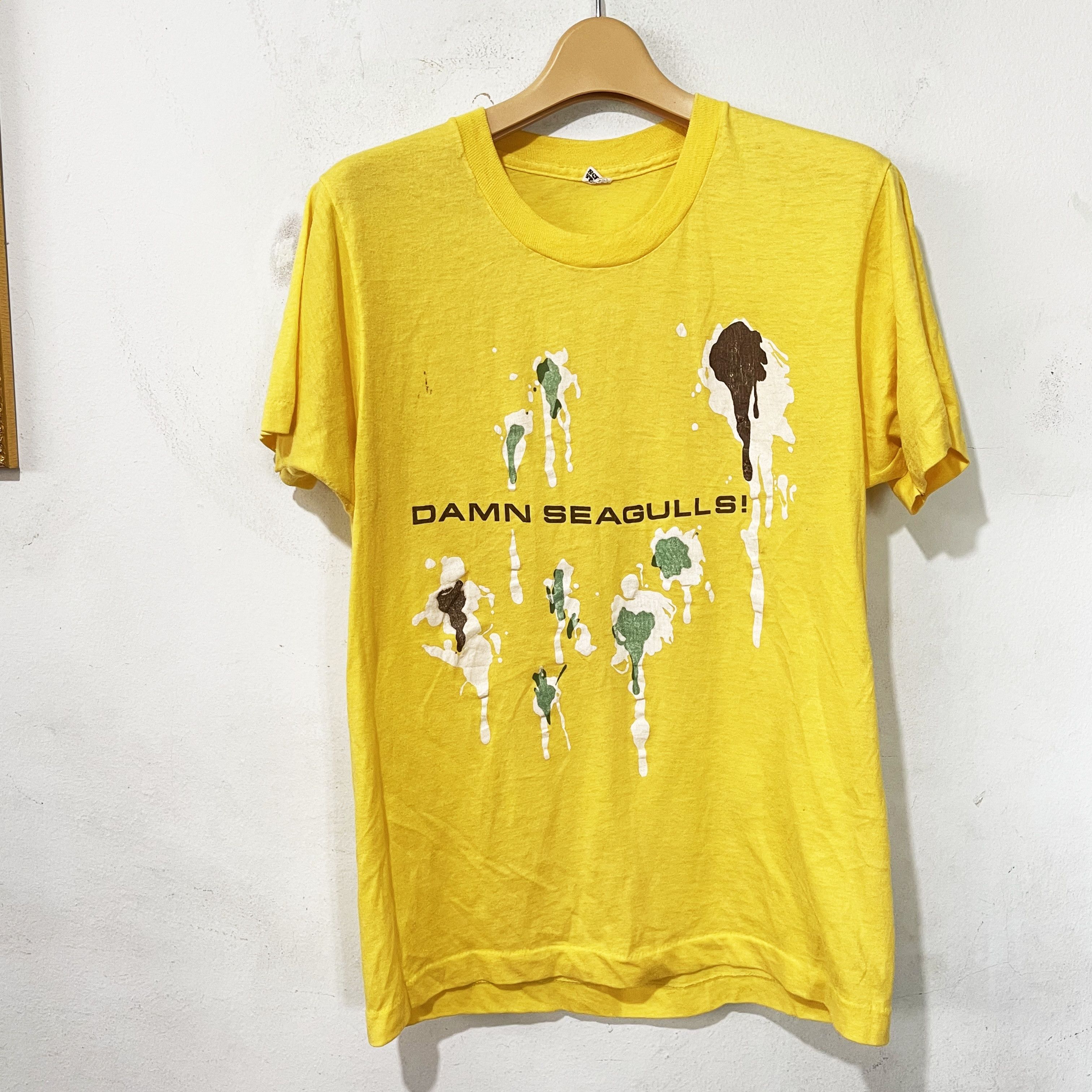 Vintage Vintage 80s Damn Seagulls T-Shirt Size US XS / EU 42 / 0 - 1 Thumbnail